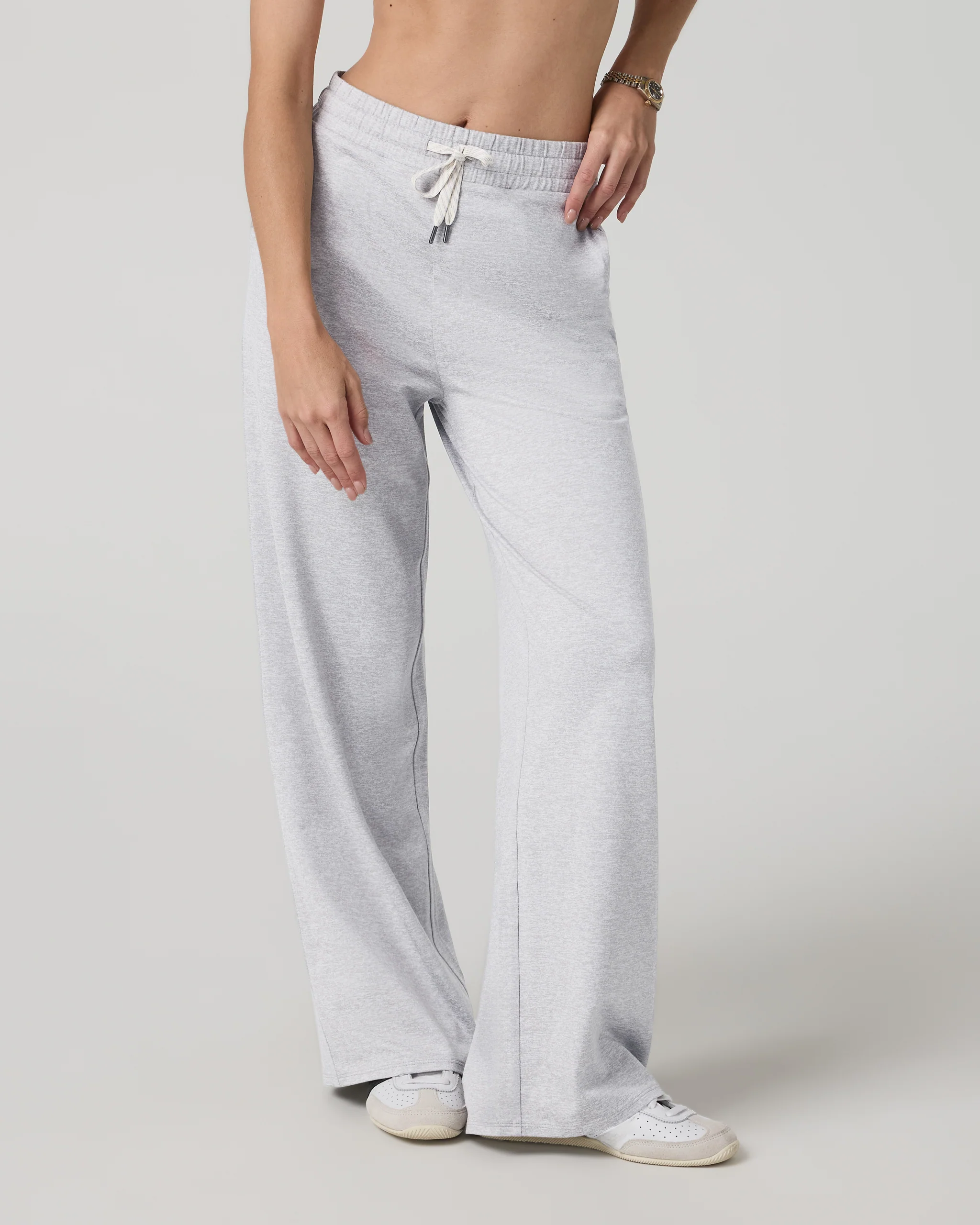 Halo Essential Wideleg Pant - Long - Vuori Warehouse Sale​