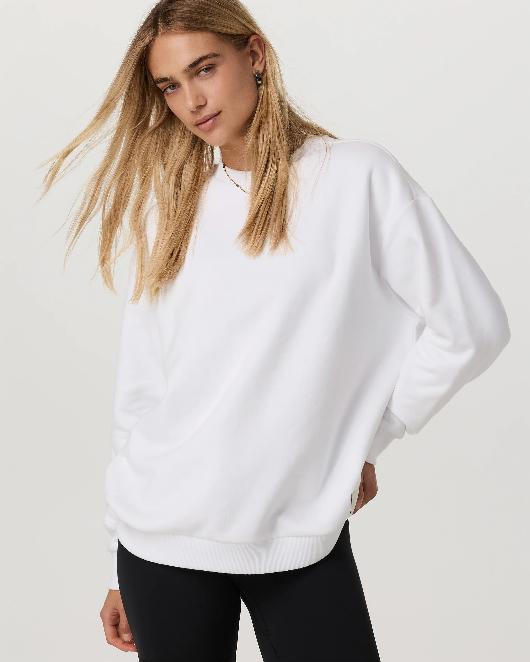 Restore Oversized Crew 2.0 - Vuori Warehouse Sale​