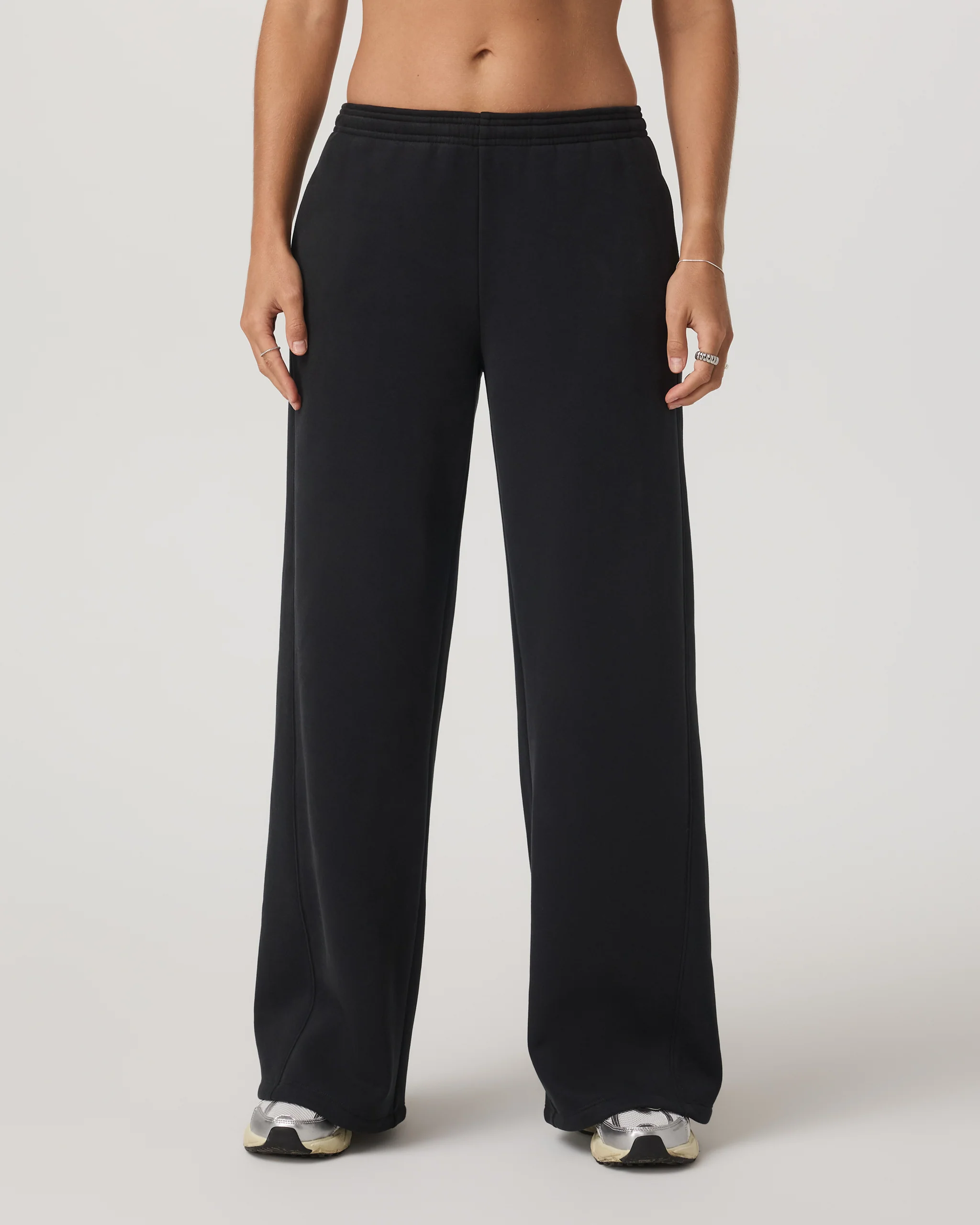 Restore Ultra Wideleg Sweatpant - Long - Vuori Warehouse Sale​