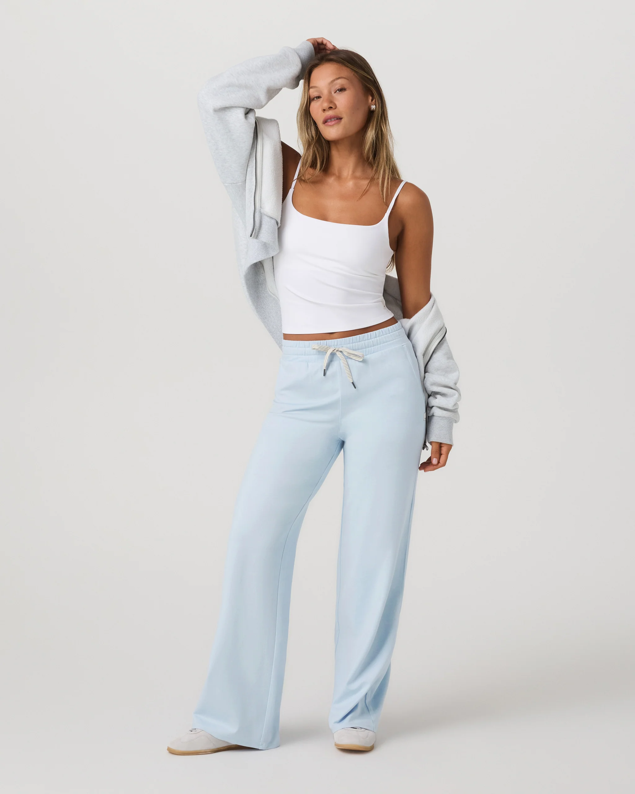 Halo Essential Wideleg Pant - Short - Vuori Warehouse Sale​