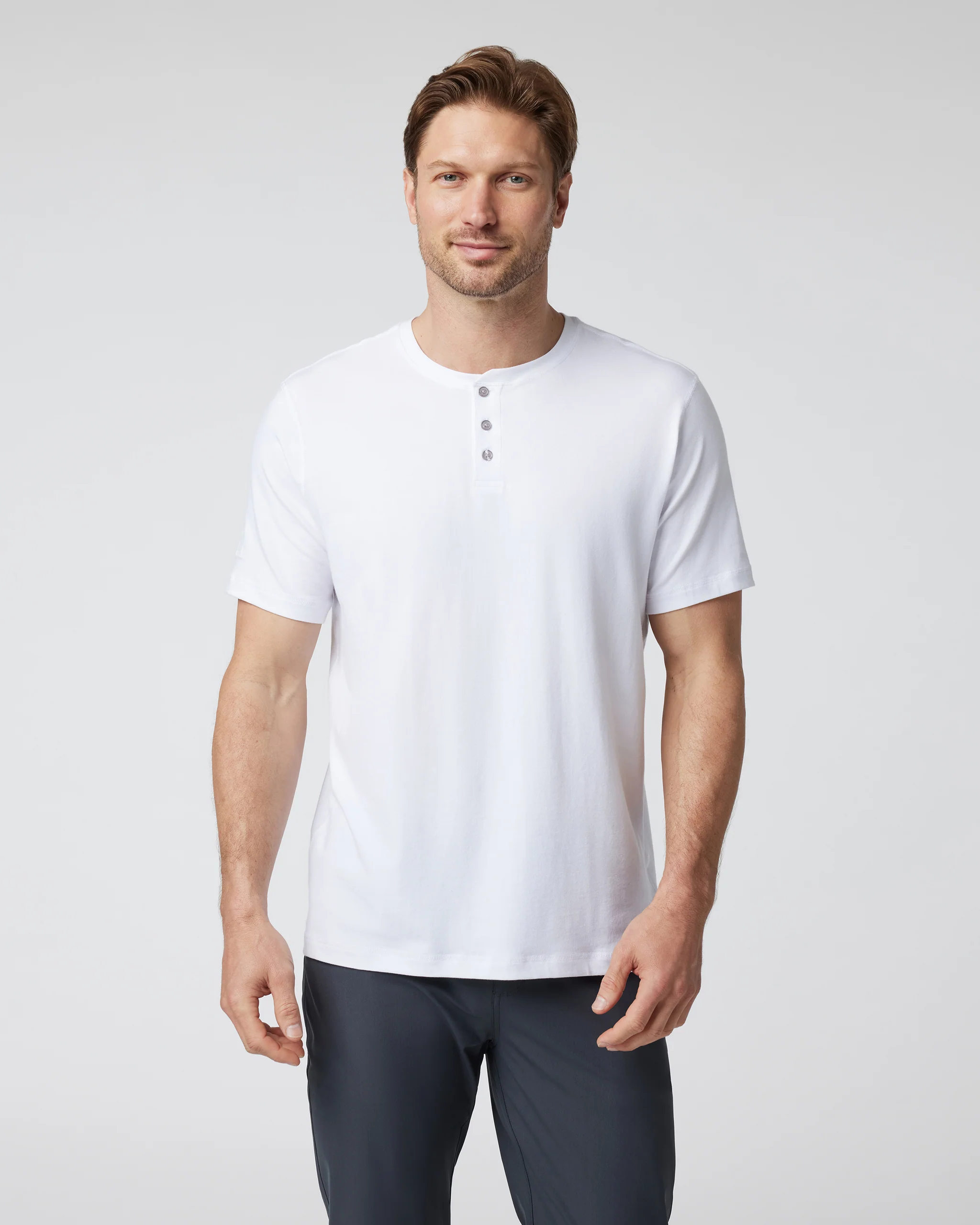 Short-Sleeve Tuvalu Henley - Vuori Warehouse Sale​