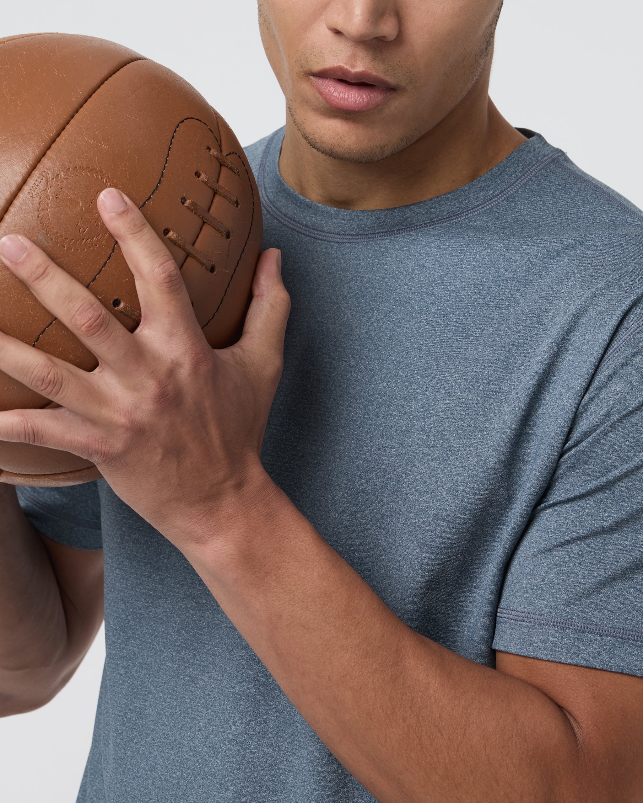 Tradewind Performance Tee 2.0 - Vuori Warehouse Sale​