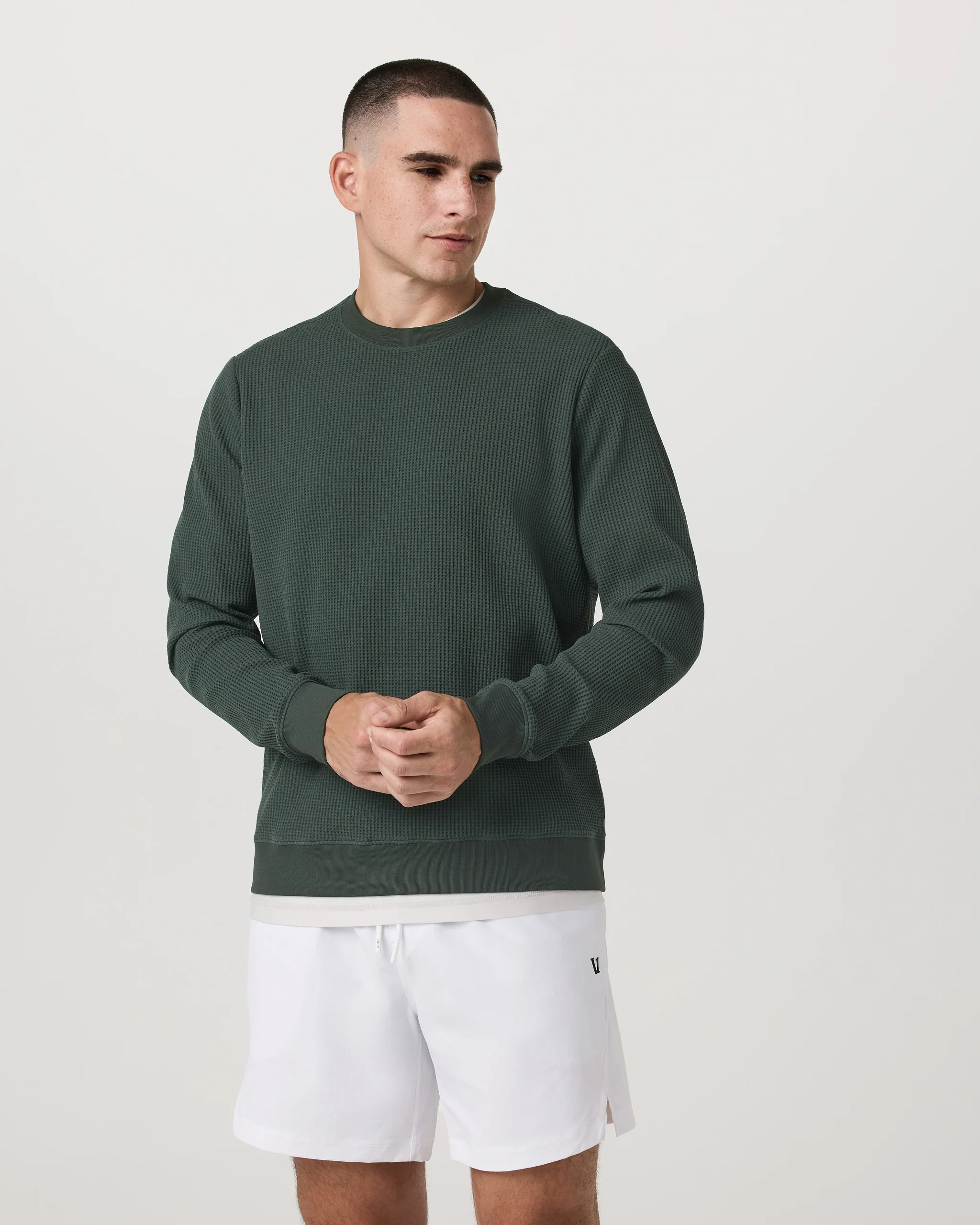 Jamestown Crew - Vuori Warehouse Sale​