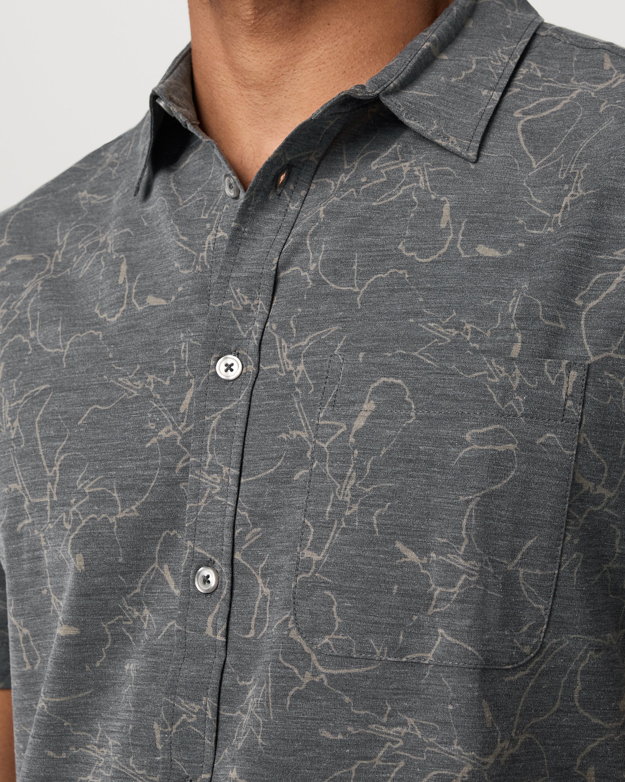 Short Sleeve Bridge Button Down - Vuori Warehouse Sale​