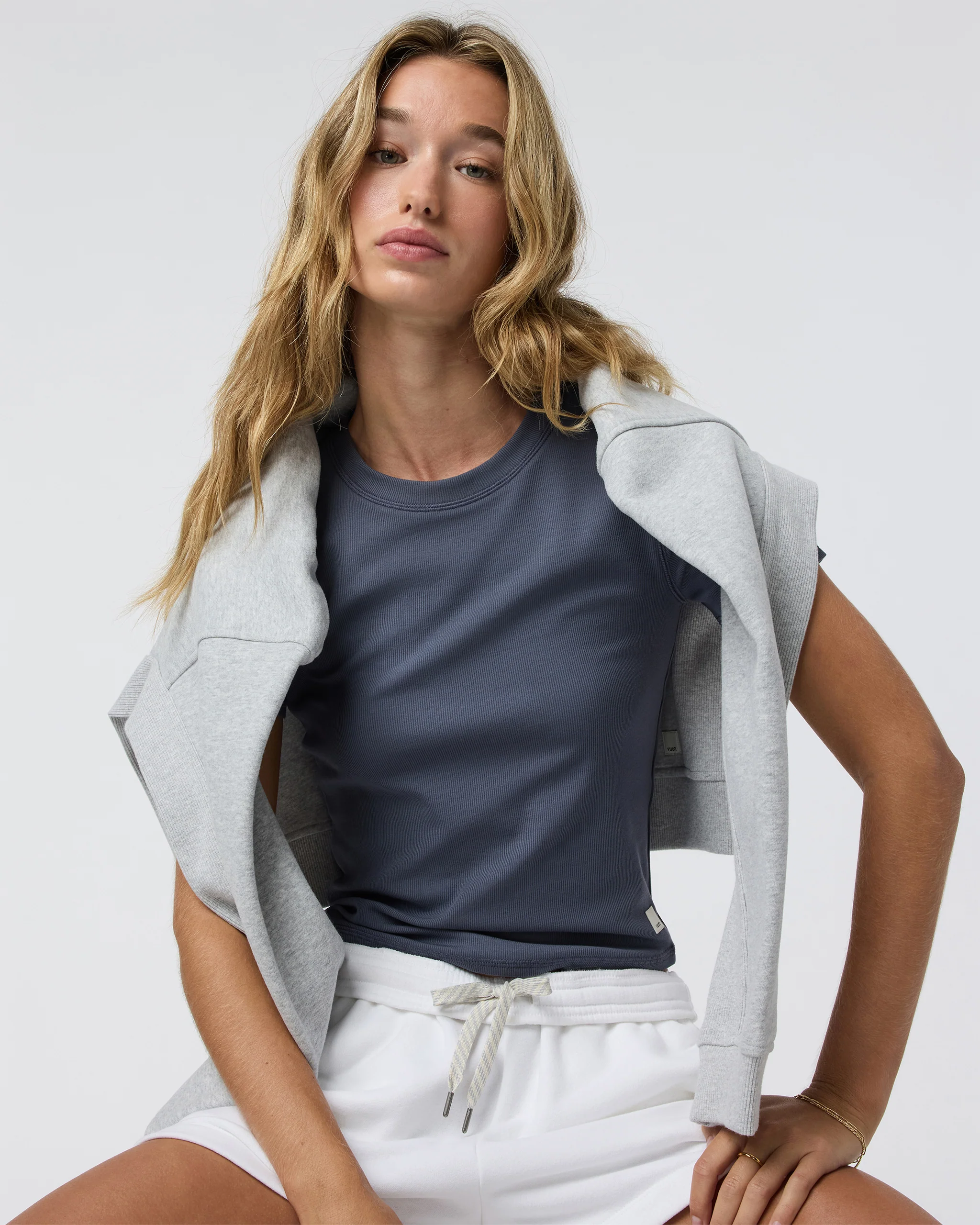 Pose Fitted Tee - Vuori Warehouse Sale​