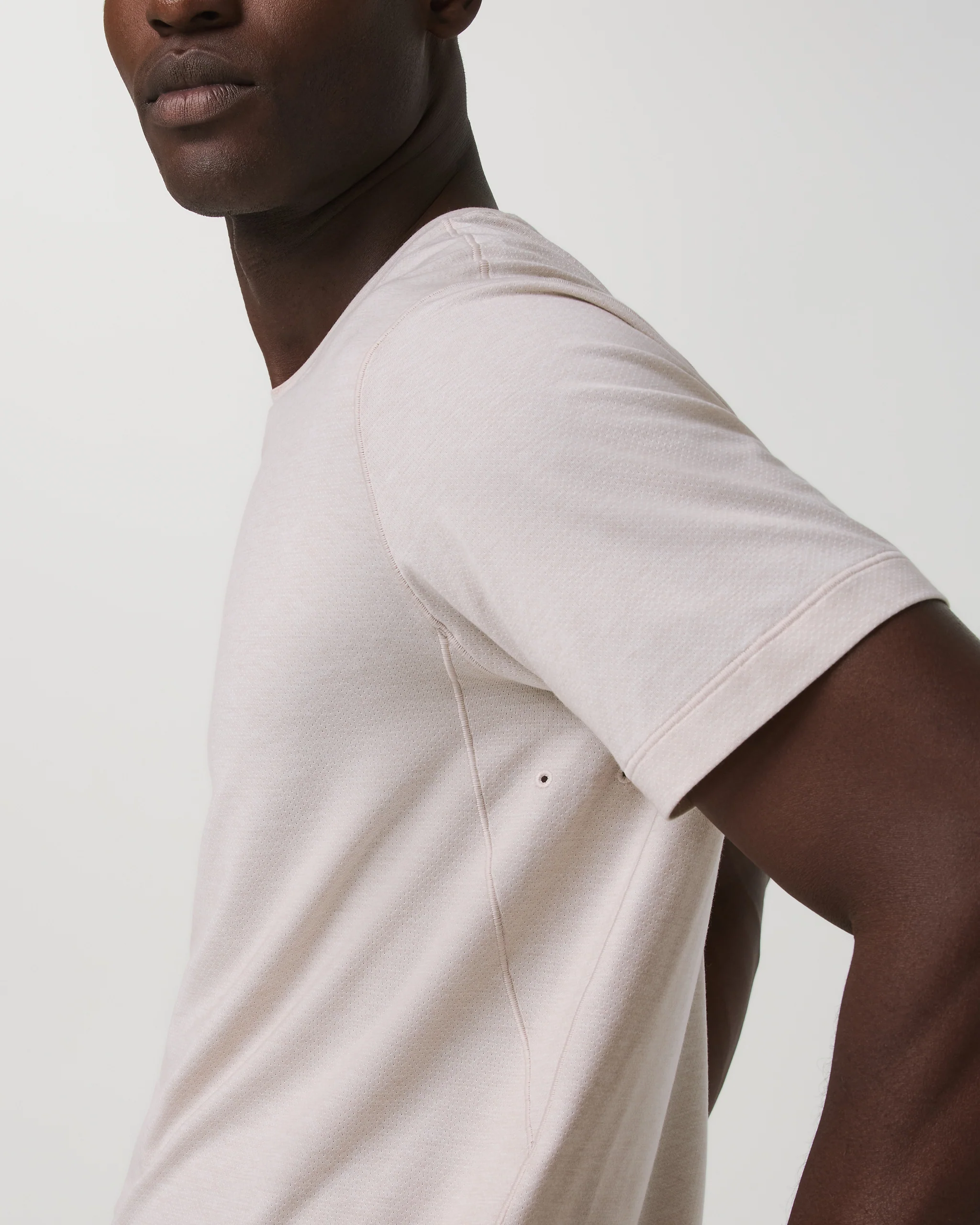 Short Sleeve Everyday Tee - Vuori Warehouse Sale​