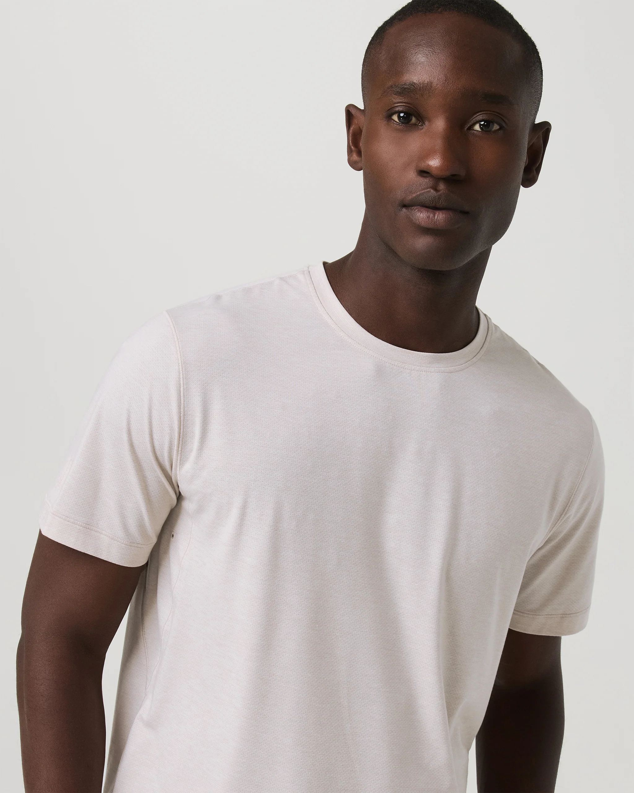 Short Sleeve Everyday Tee - Vuori Warehouse Sale​