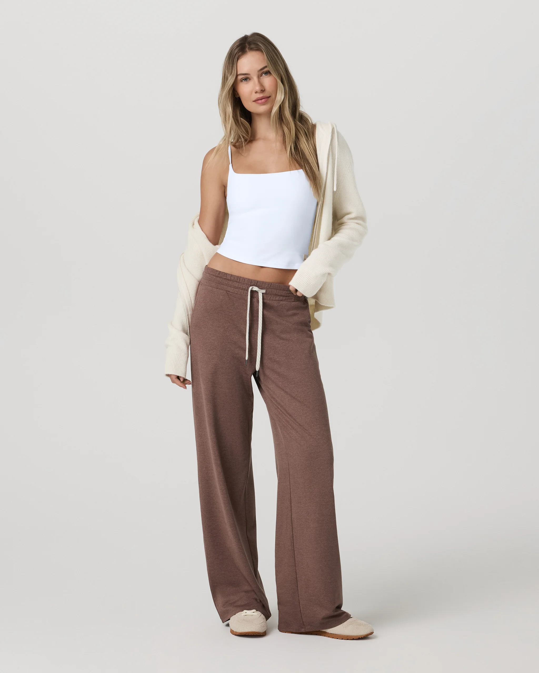 Halo Essential Wideleg Pant - Vuori Warehouse Sale​