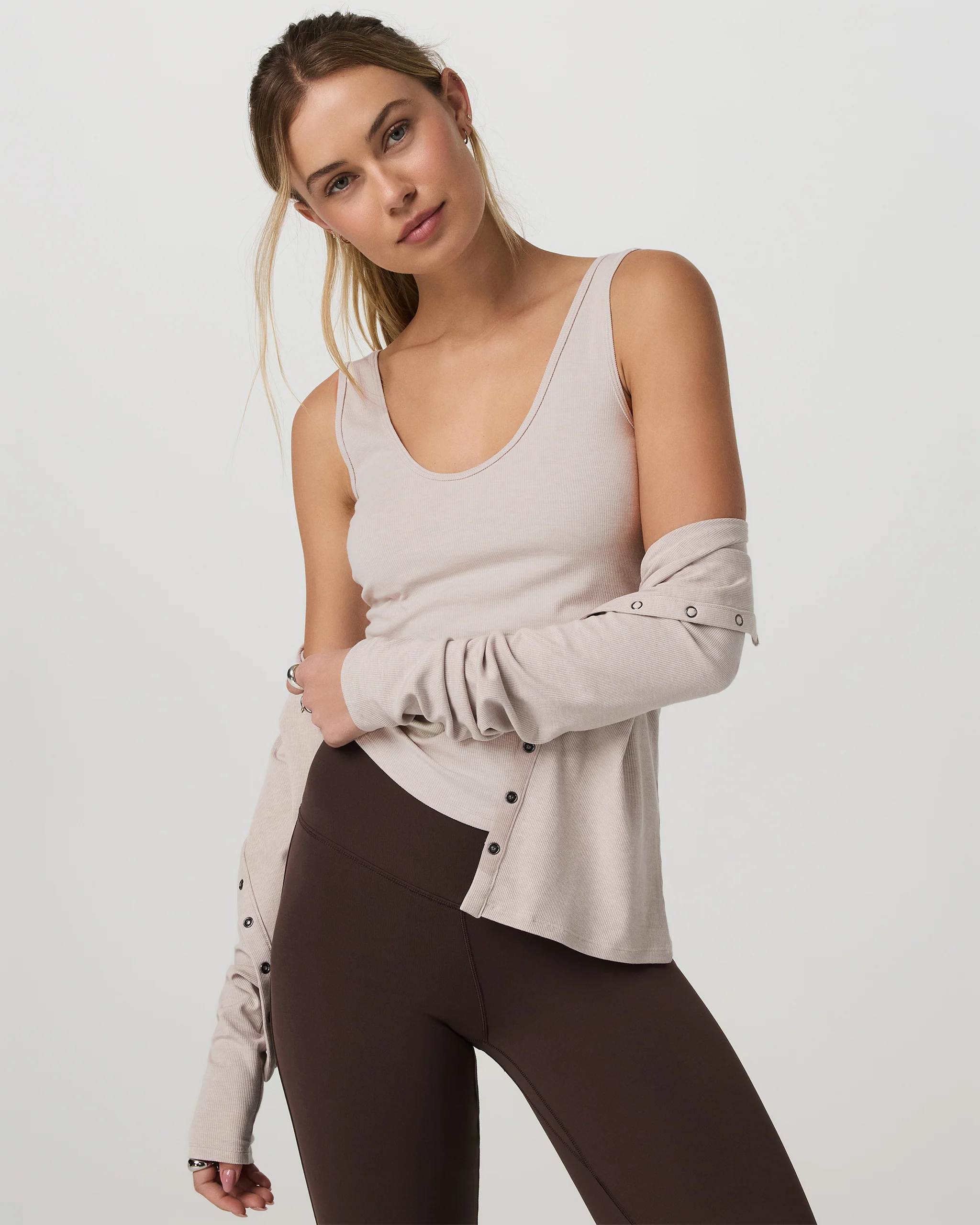 Pose Twin Tank - Vuori Warehouse Sale​