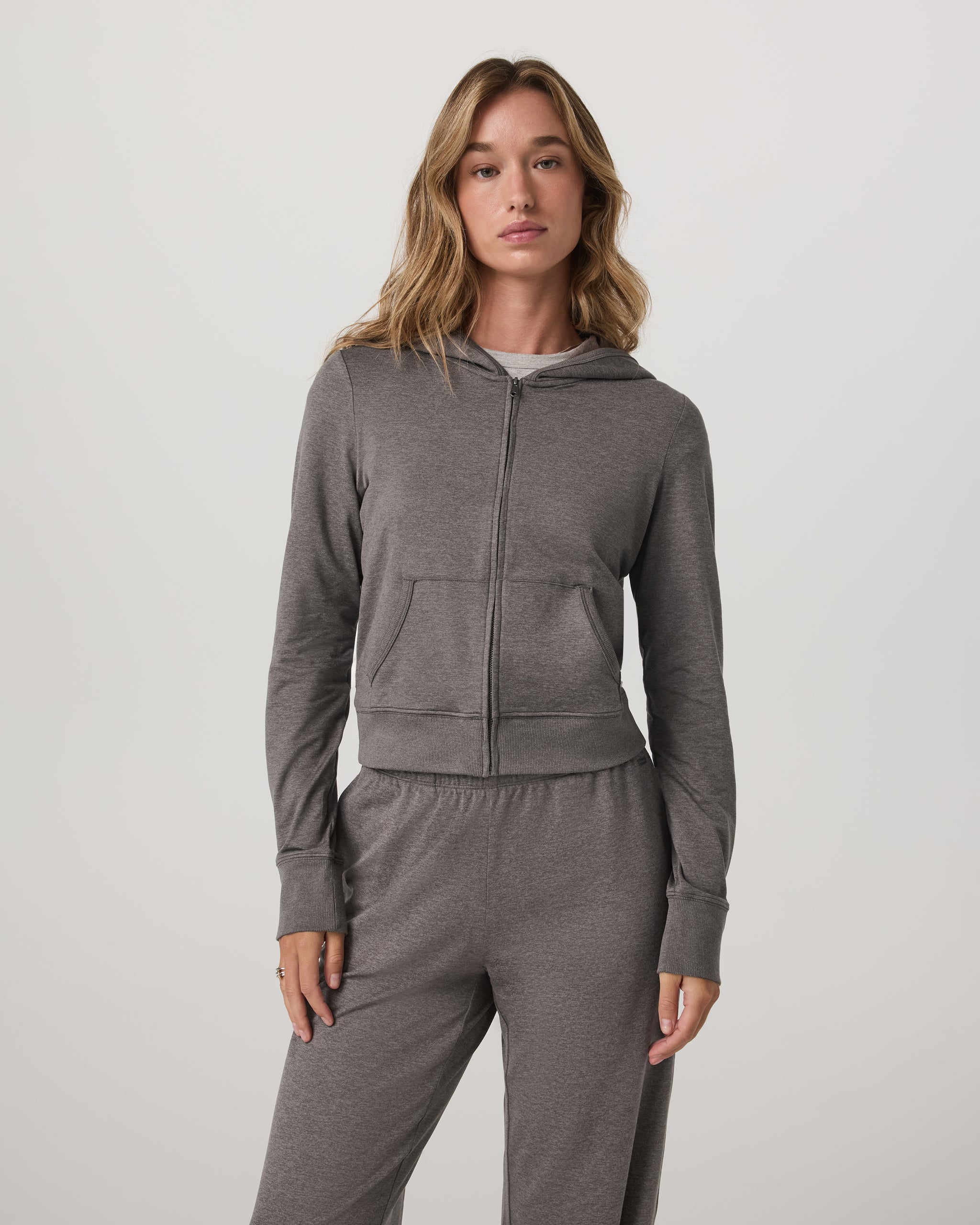 Halo Mini Full Zip Hoodie - Vuori Warehouse Sale​