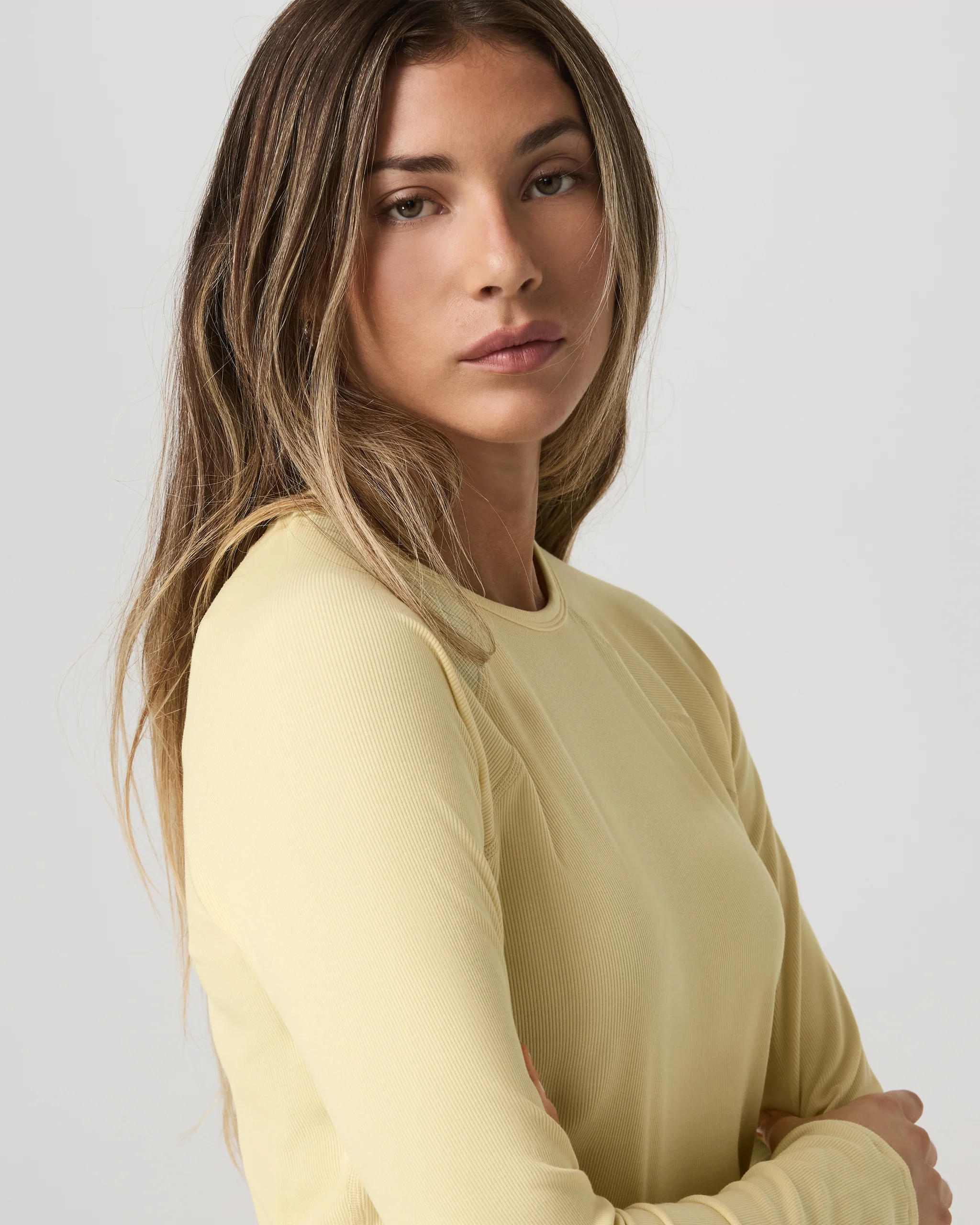 Long Sleeve Pose Crew - Vuori Warehouse Sale​