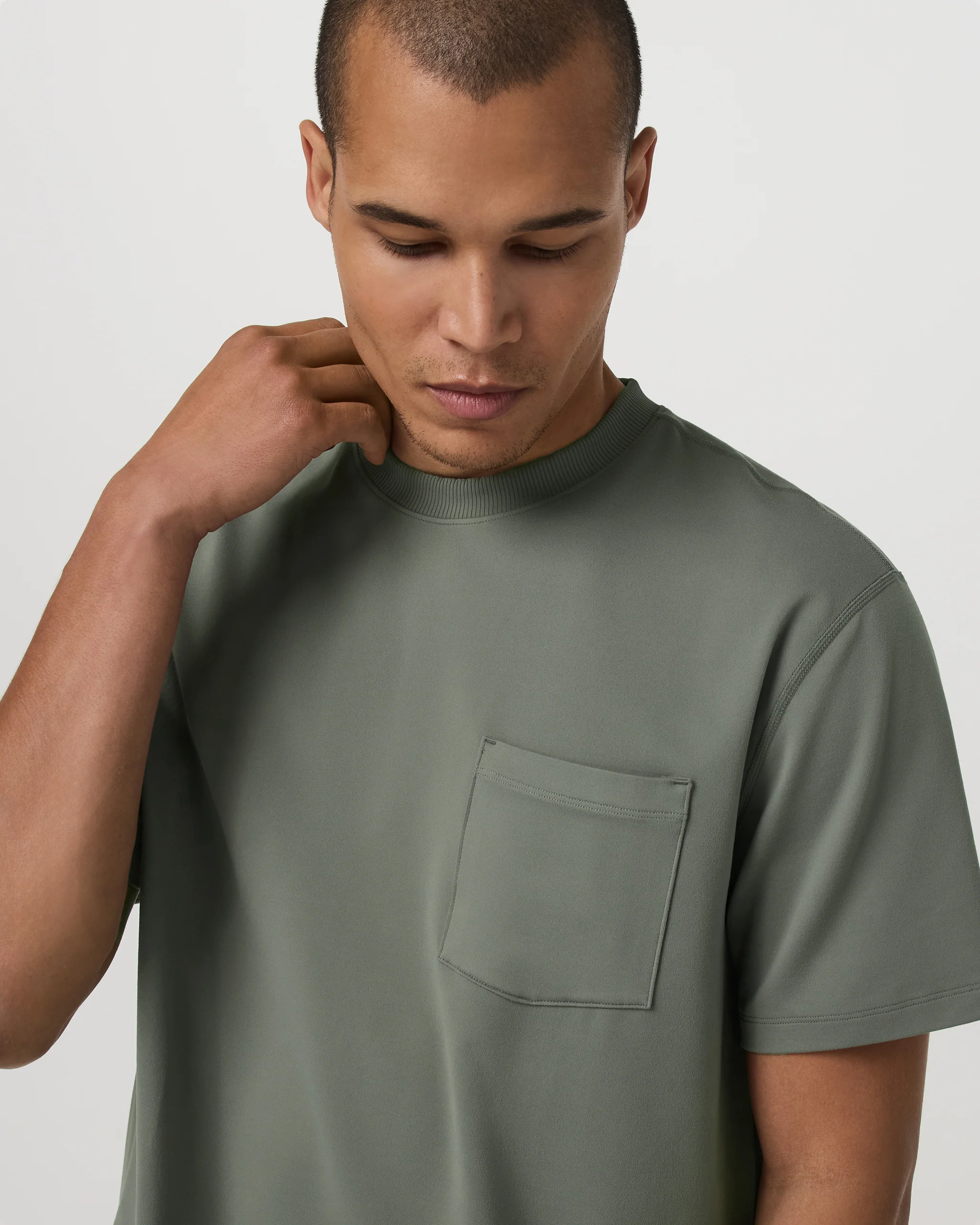 Short Sleeve Ponto Pocket Tee - Relaxed Fit - Vuori Warehouse Sale​
