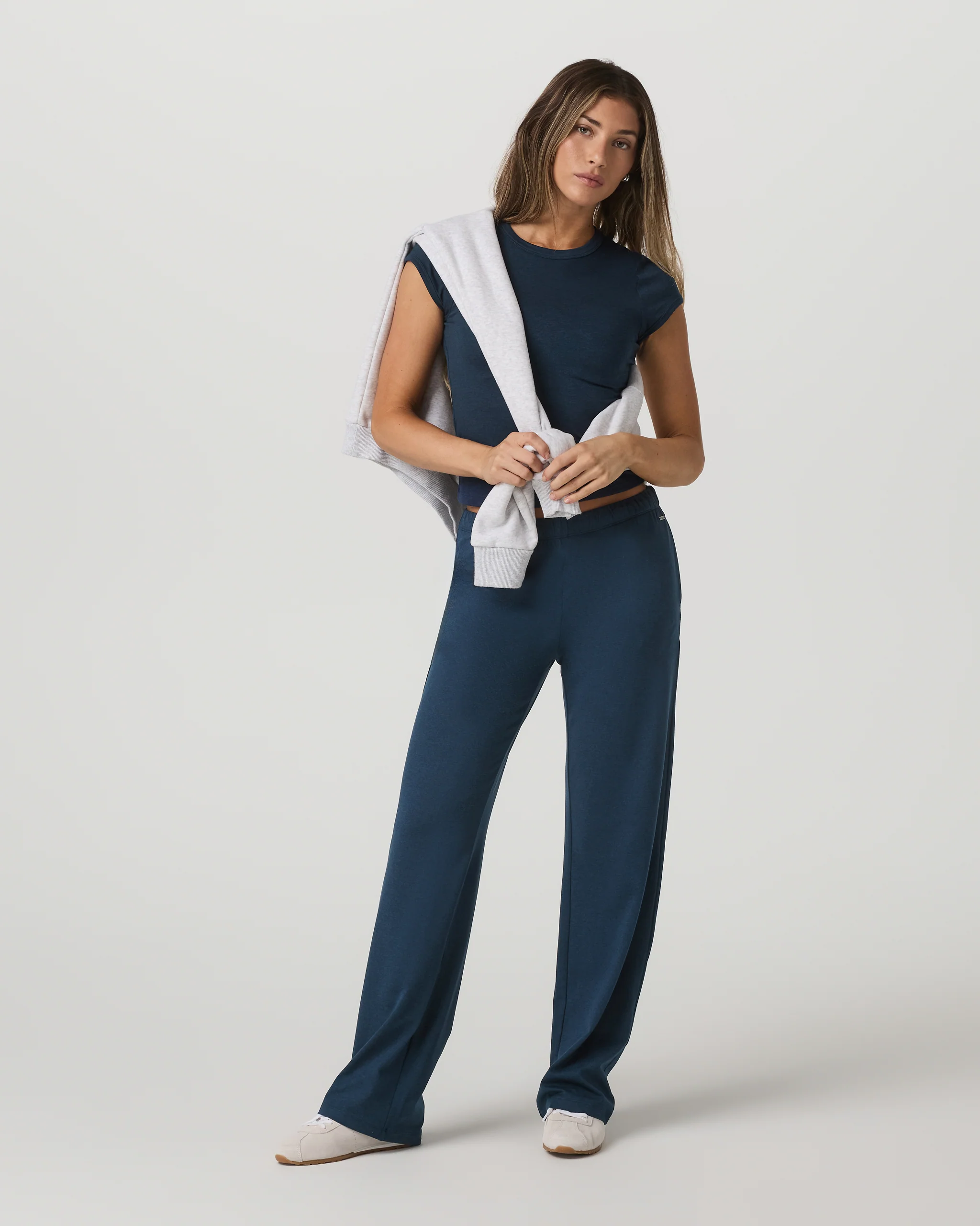 Halo Modern Straight Leg Pant - Short - Vuori Warehouse Sale​