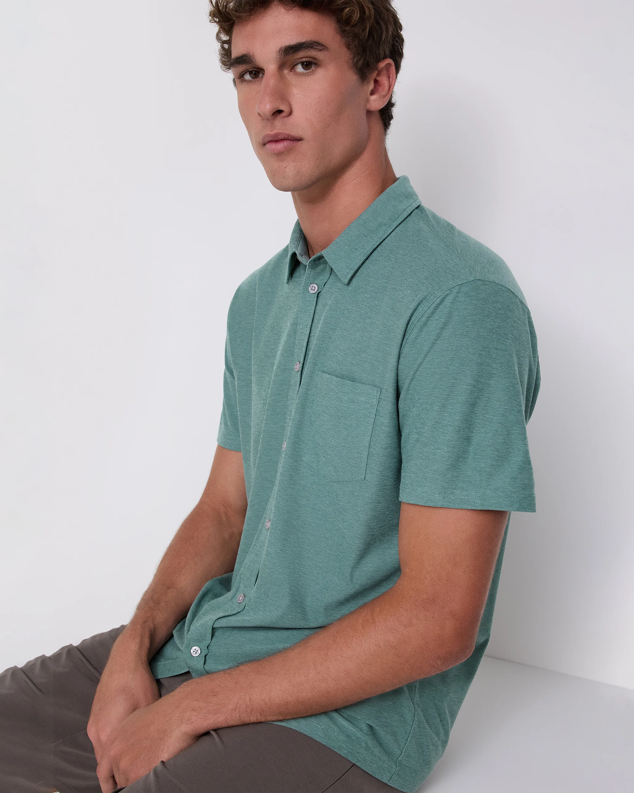 Short Sleeve Strato Button Down - Vuori Warehouse Sale​