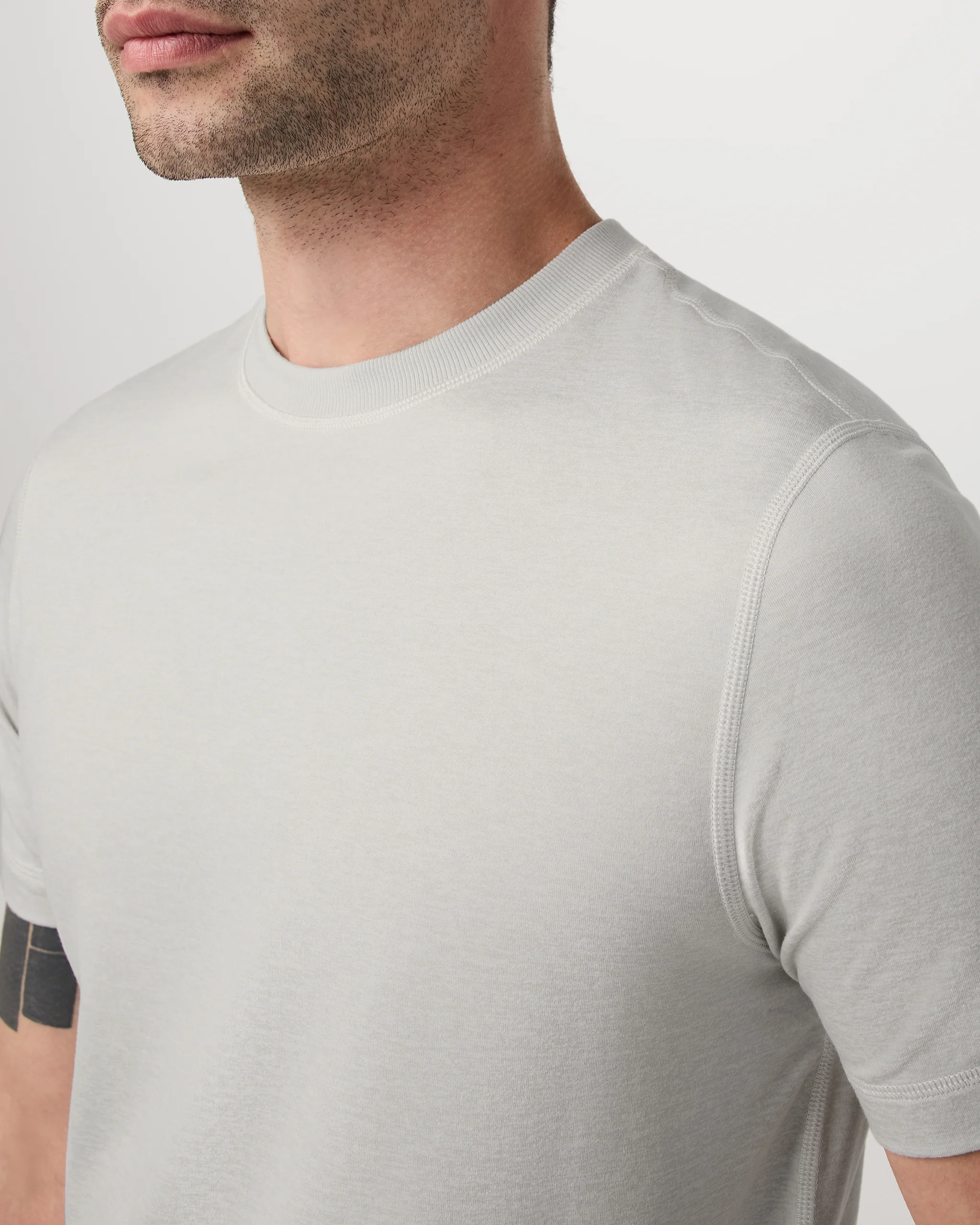 Short Sleeve Ponto Performance Tee - Vuori Warehouse Sale​