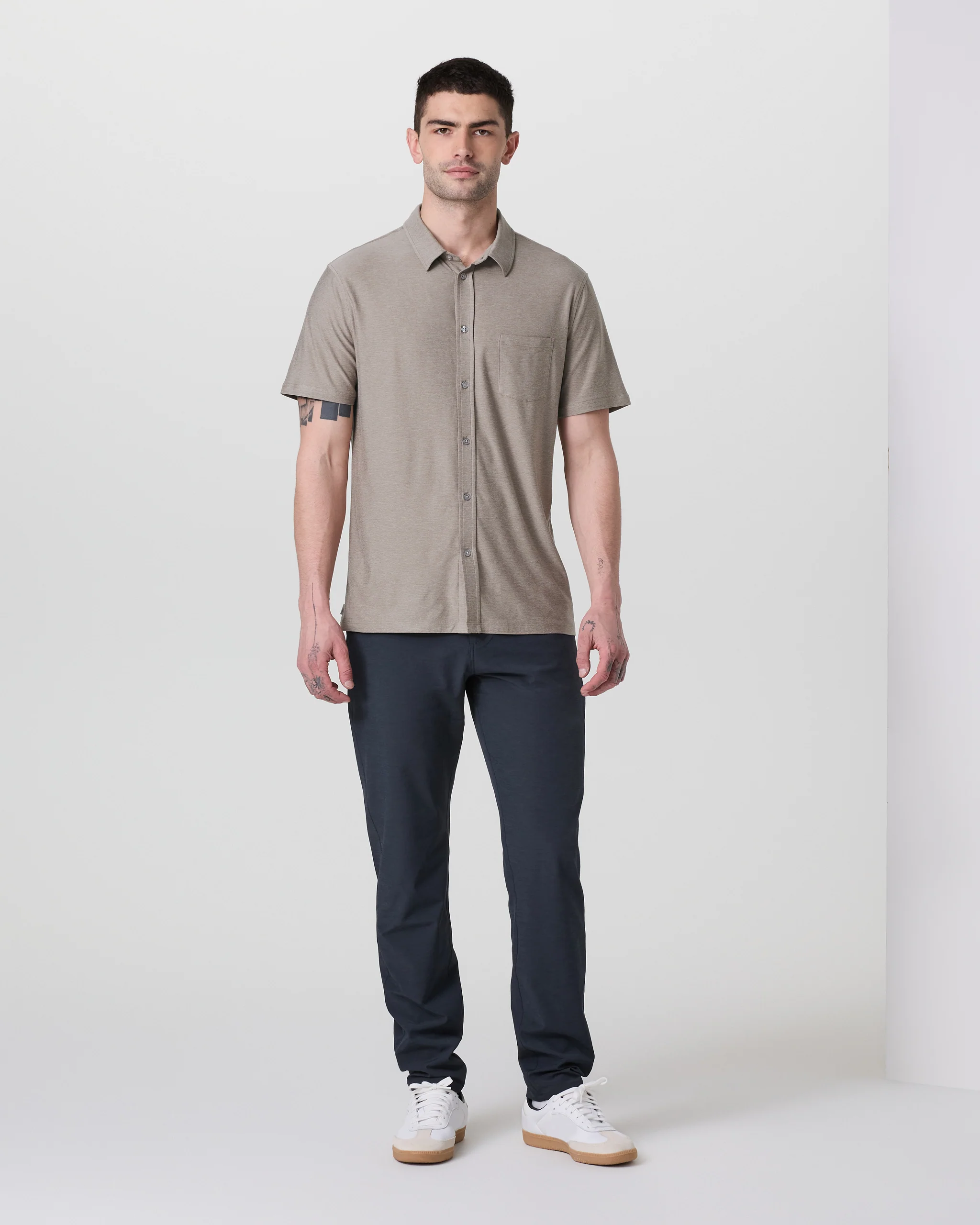 Short Sleeve Strato Button Down - Vuori Warehouse Sale​