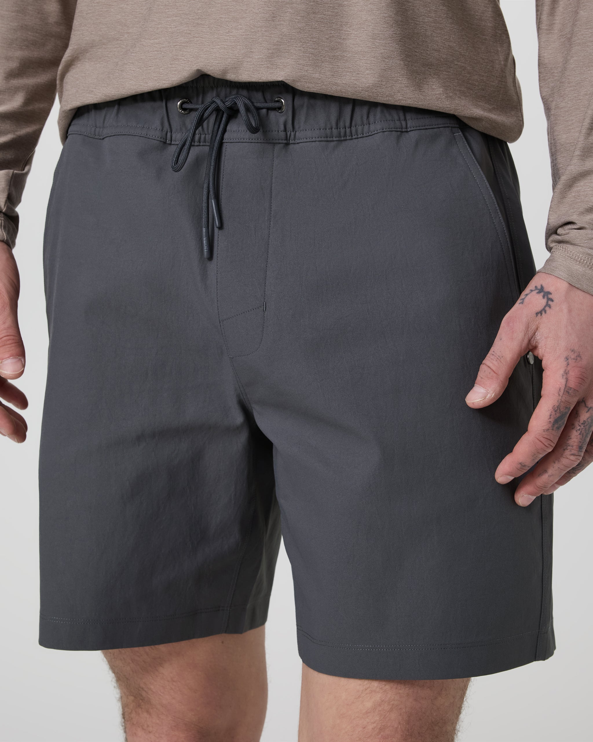 Cascade Crinkle Elastic Waist Short 8\