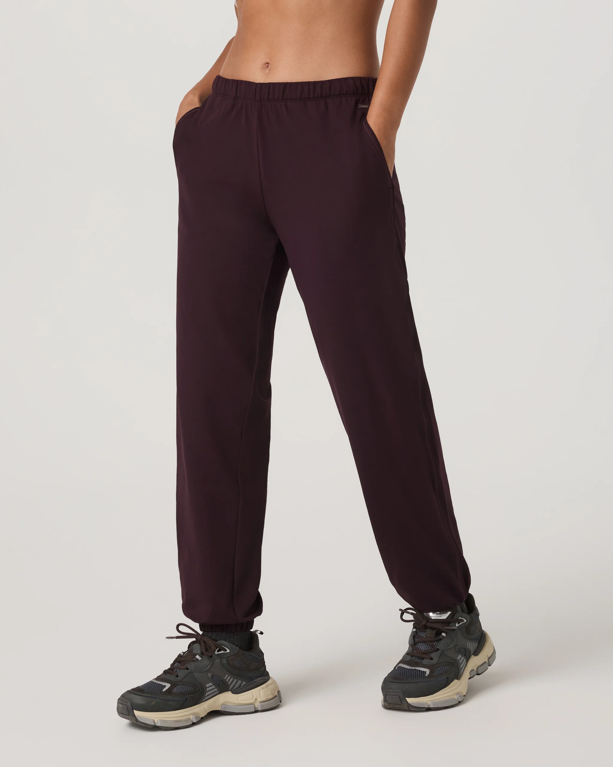 Halo Modern Sweatpant - Vuori Warehouse Sale​