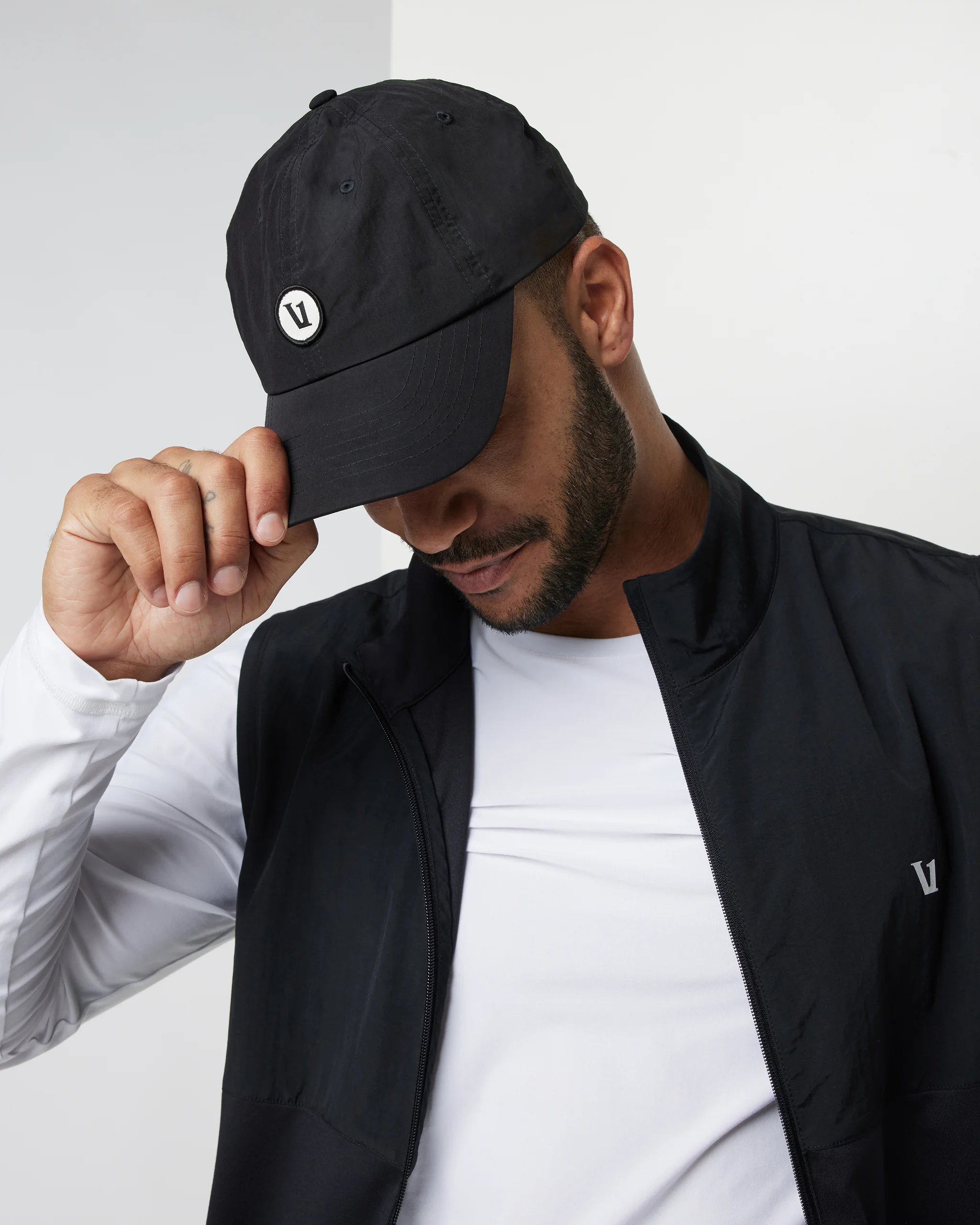 V1 Patch Hat - Vuori Warehouse Sale​