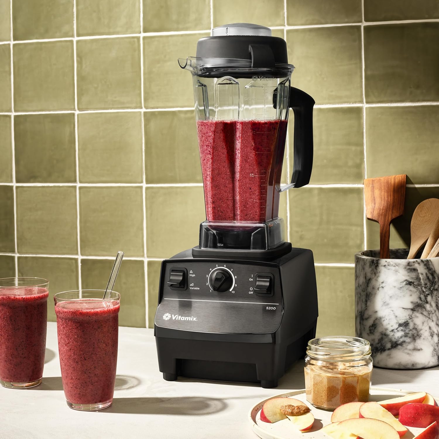 VITAMIX 5200 Blender, Professional 64-Ounce, Self-Cleaning
