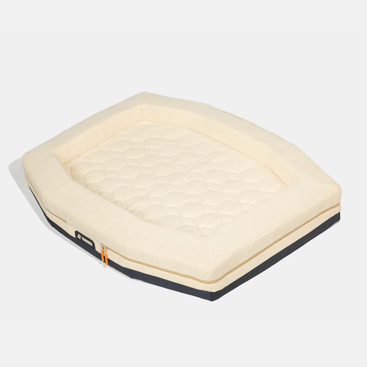 HOMESTEAD DOG BED - GUNNER Yard
