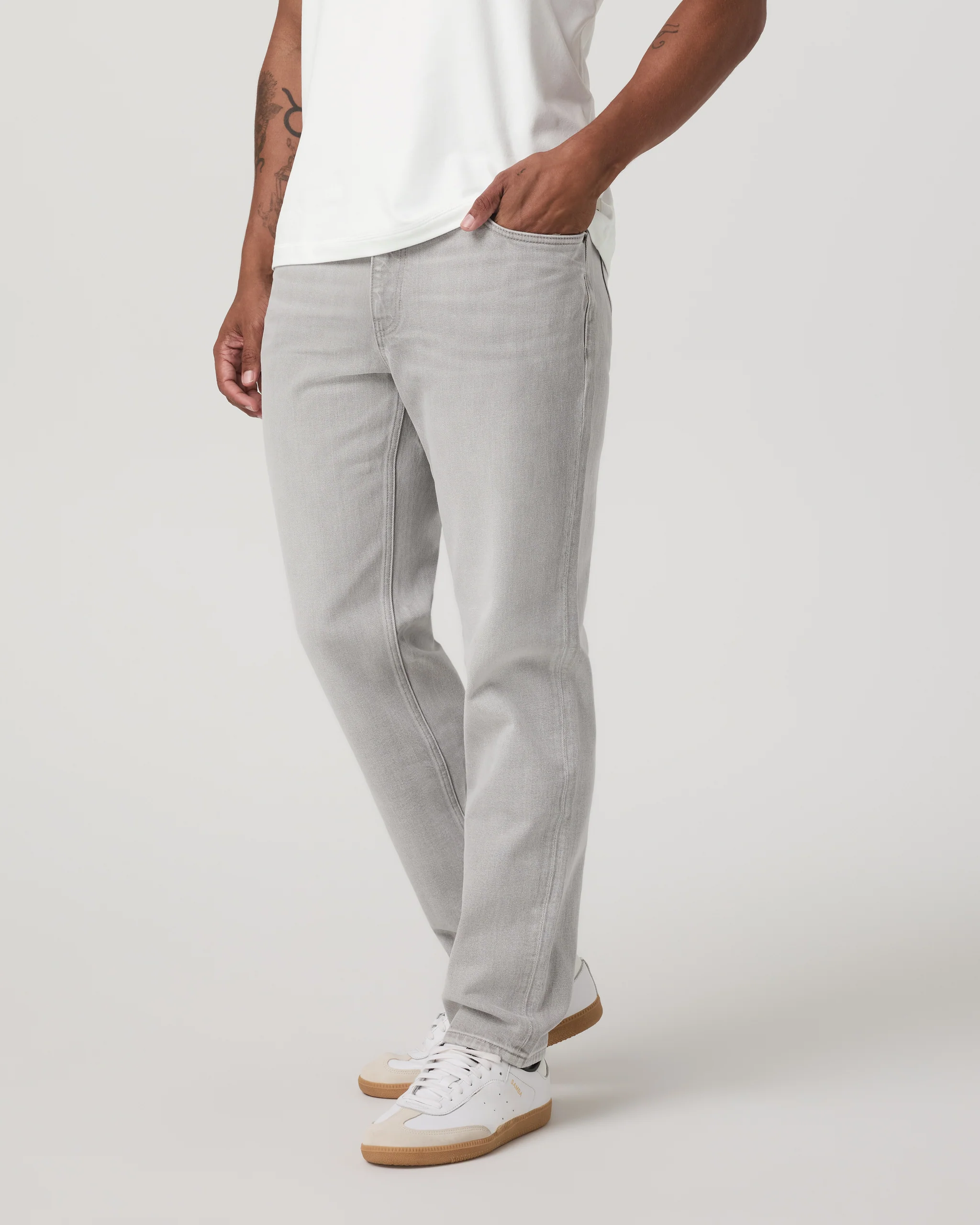 Vuori Vintage Jean Classic Fit 32\