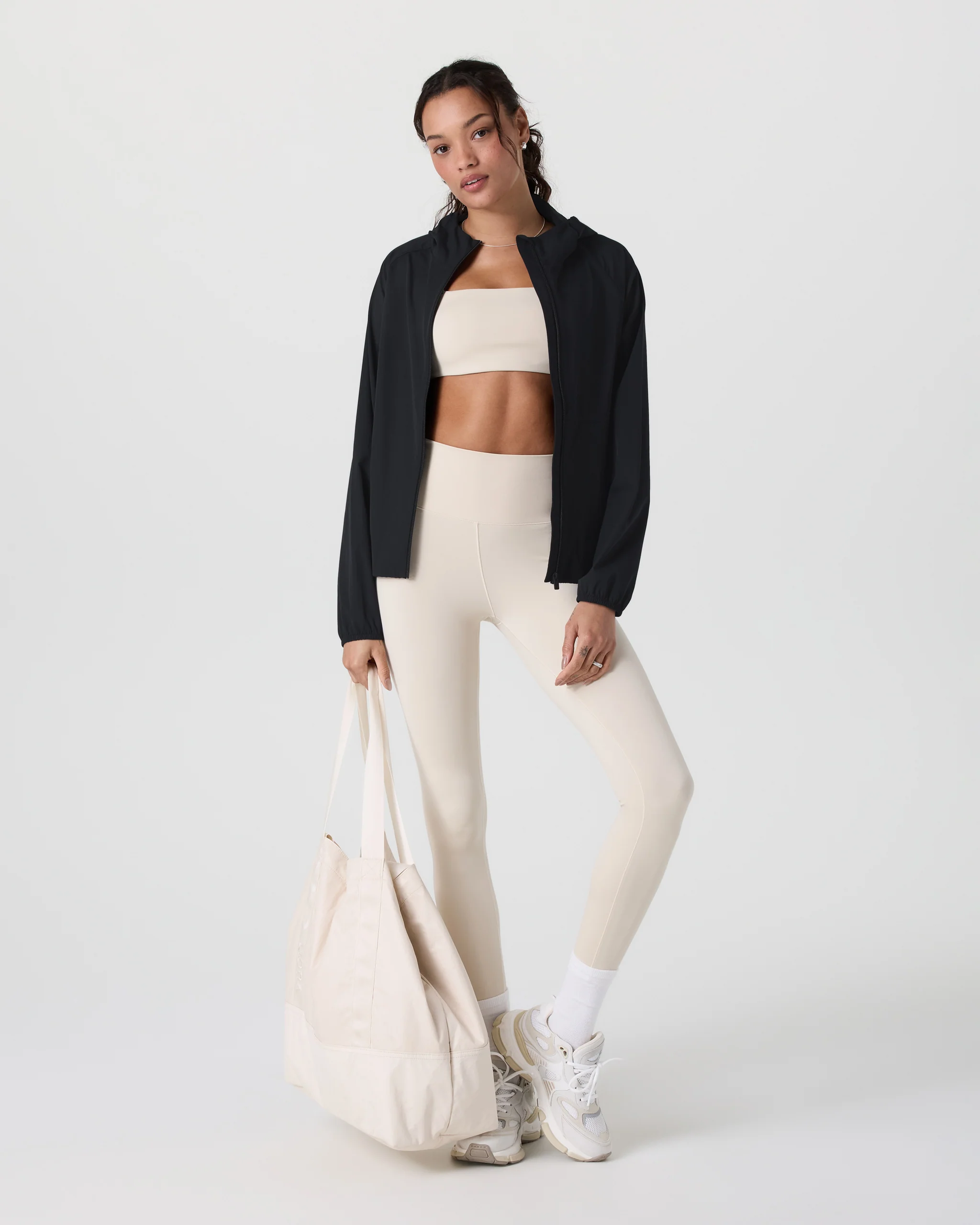 Women's Renew Trainer Shell - Vuori Warehouse Sale​