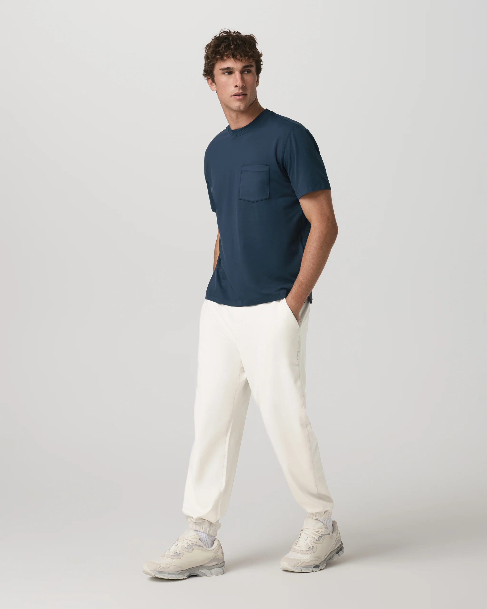 Short Sleeve Ponto Pocket Tee - Relaxed Fit - Vuori Warehouse Sale​