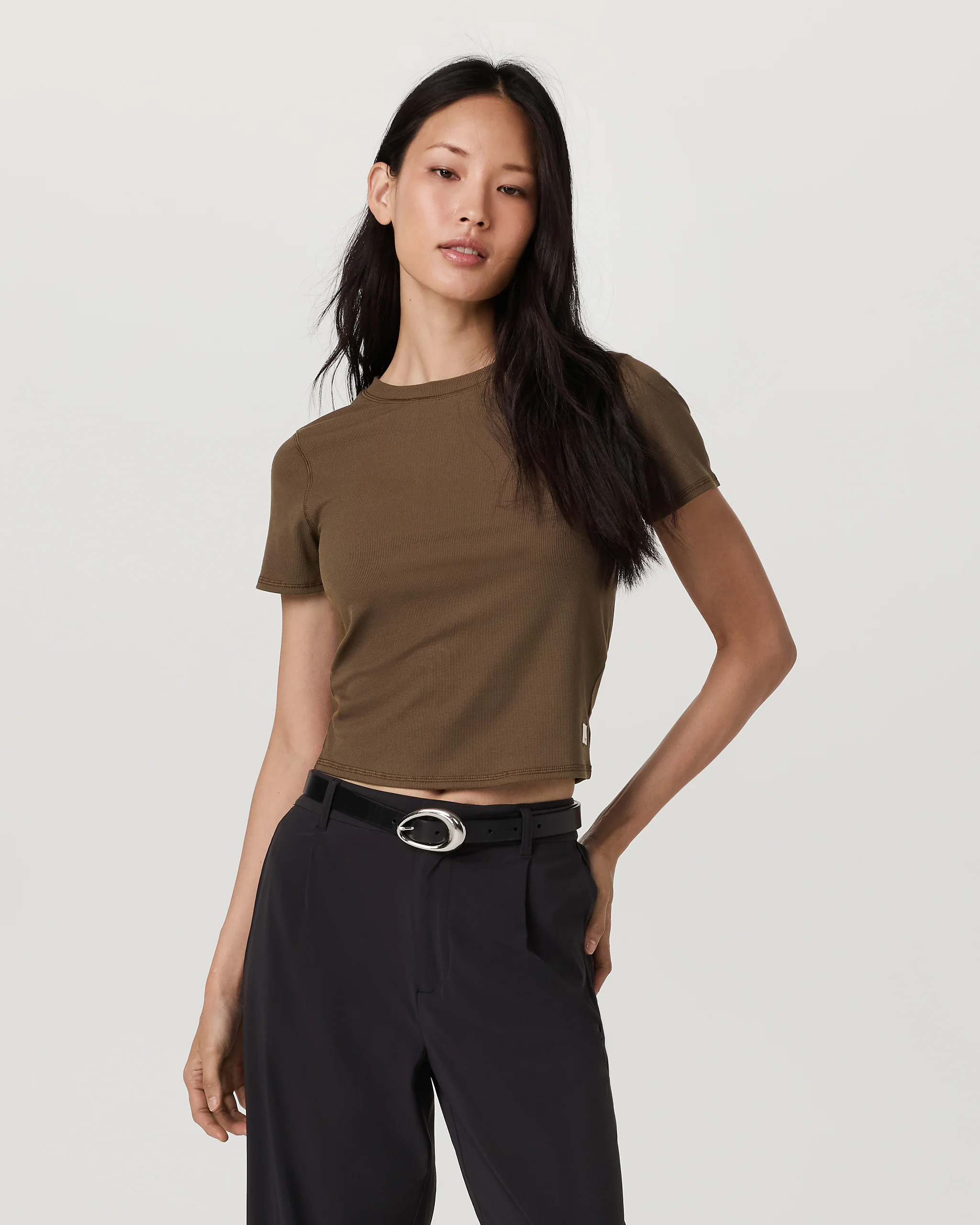 Pose Fitted Tee - Vuori Warehouse Sale​