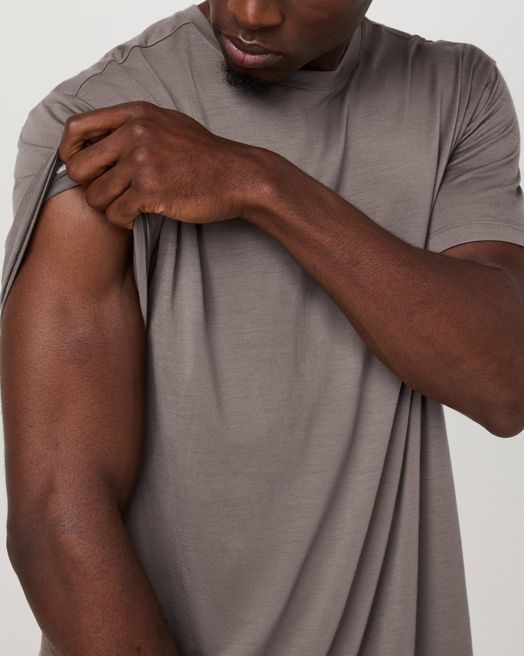 Short Sleeve Merino Wool Tee - Vuori Warehouse Sale​