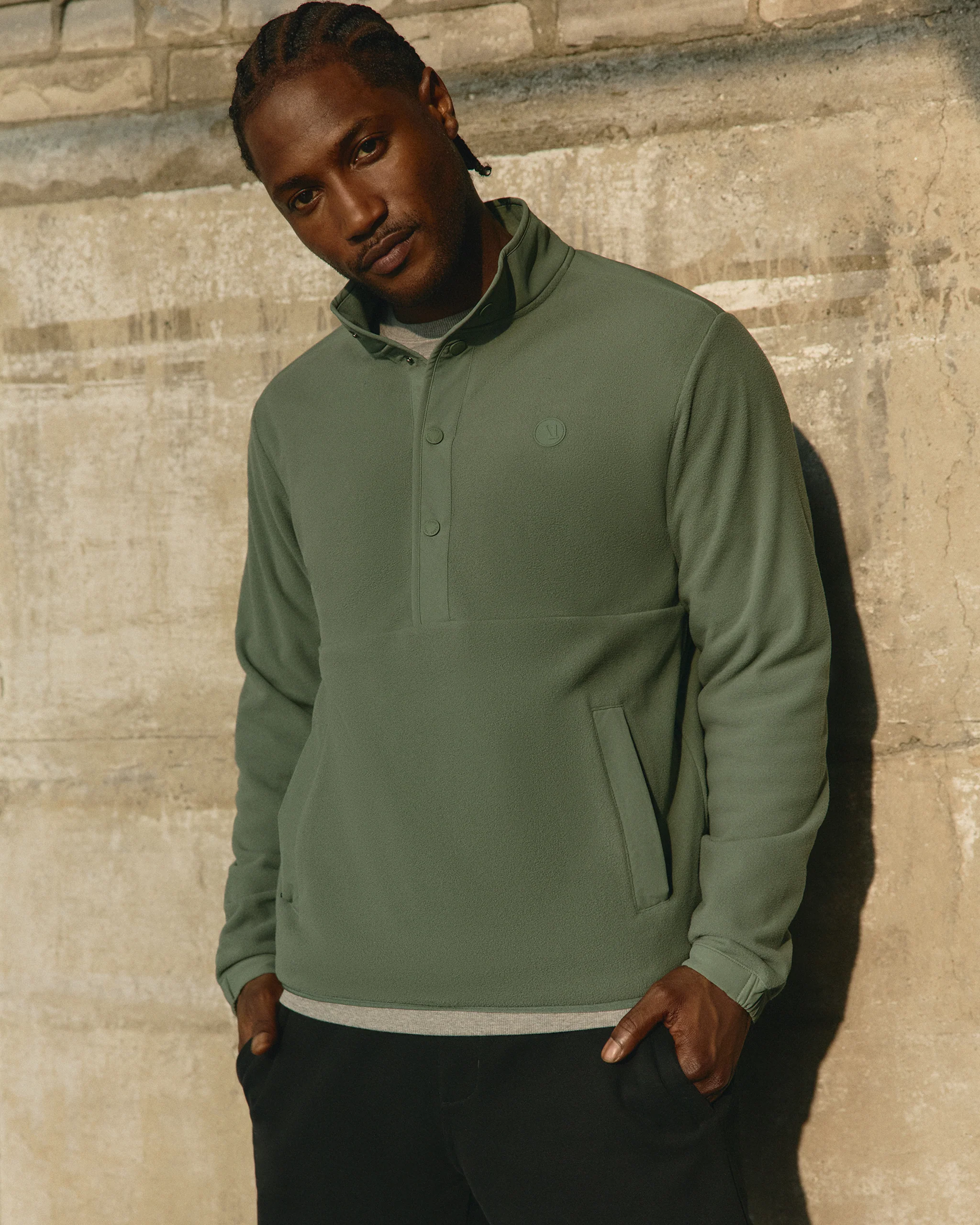 Aspen Half Snap - Vuori Warehouse Sale​