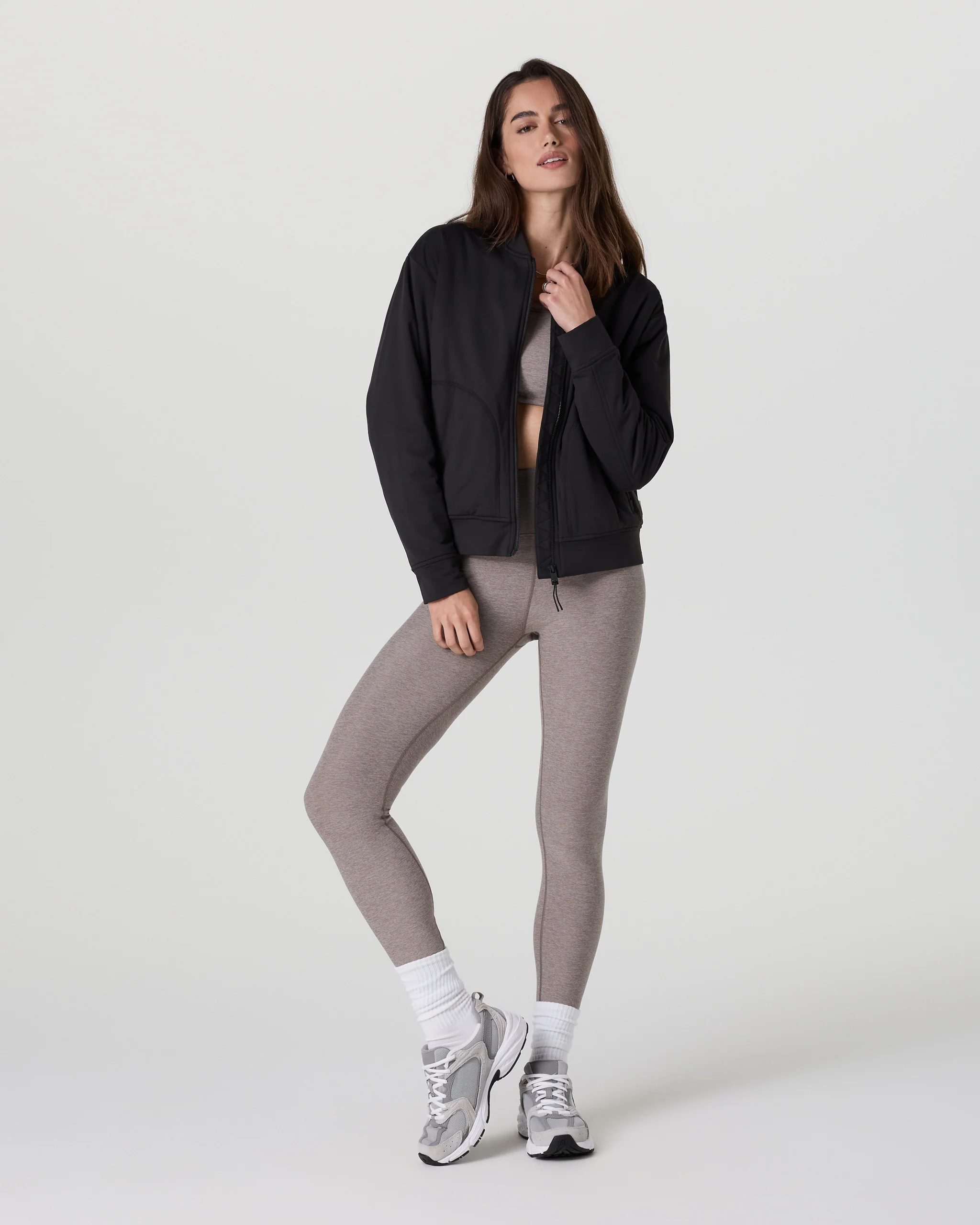 Halo Basin Bomber - Vuori Warehouse Sale​