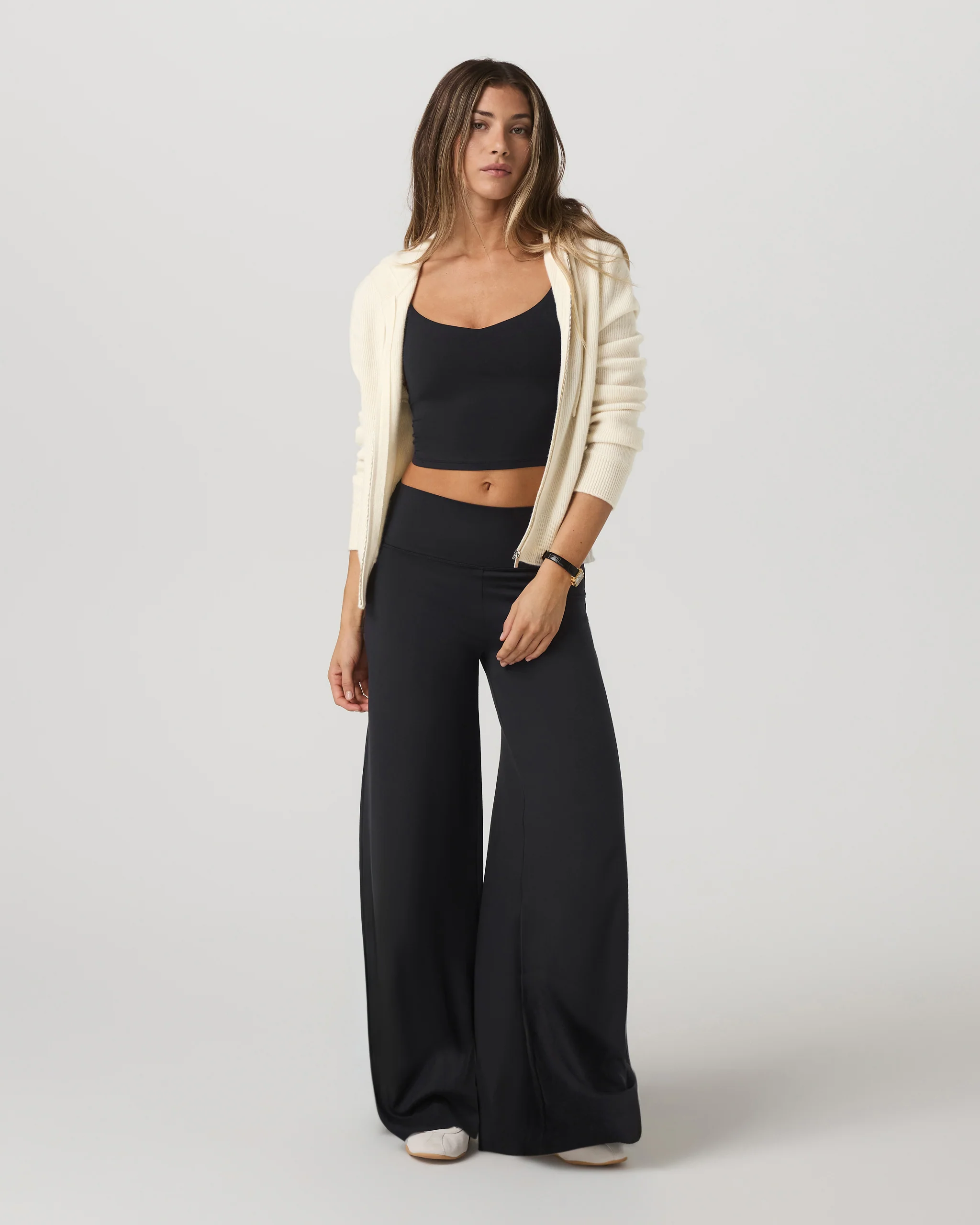Halo Easy Wideleg Pant - Vuori Warehouse Sale​