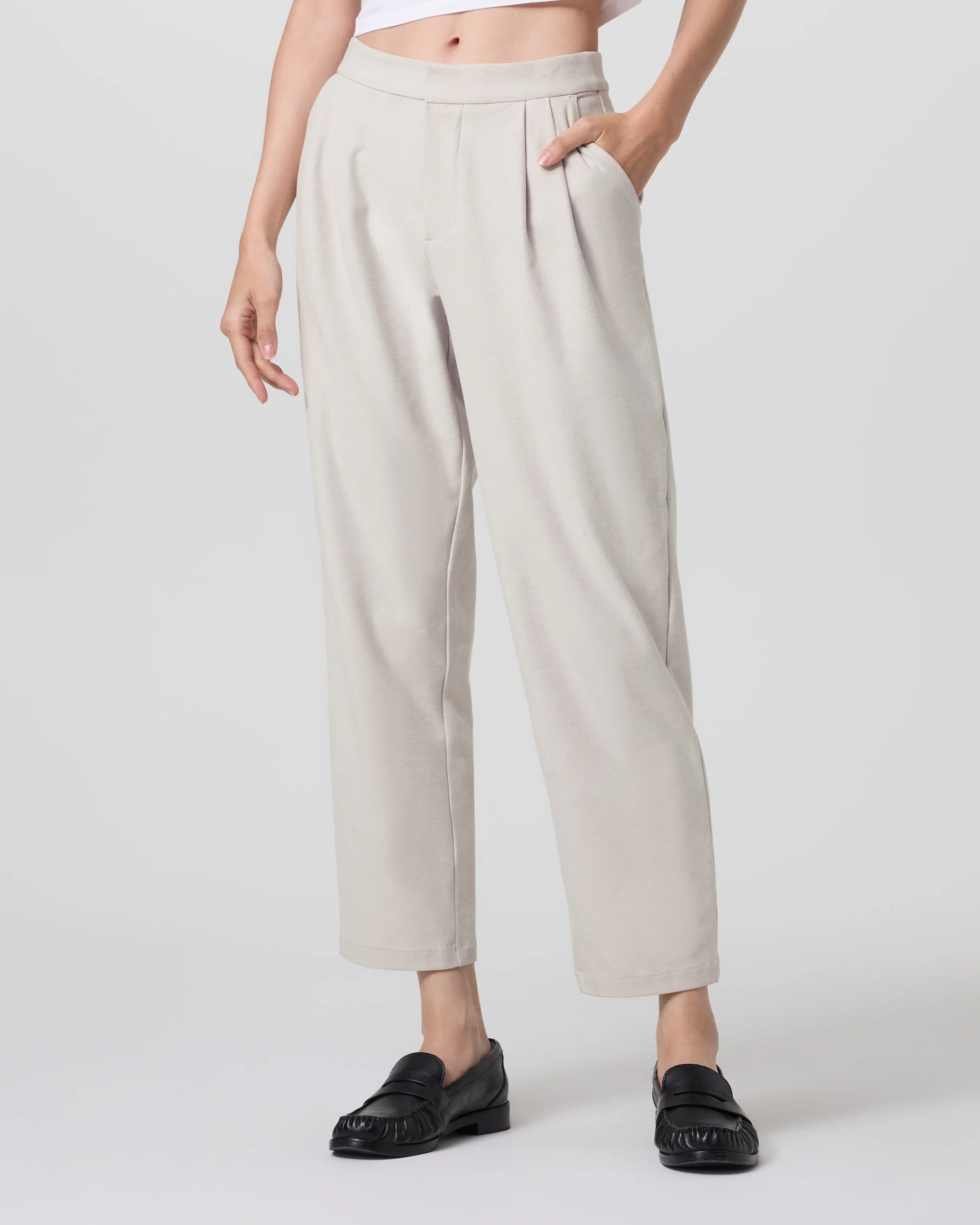 Elevation Ankle Trouser - Vuori Warehouse Sale​