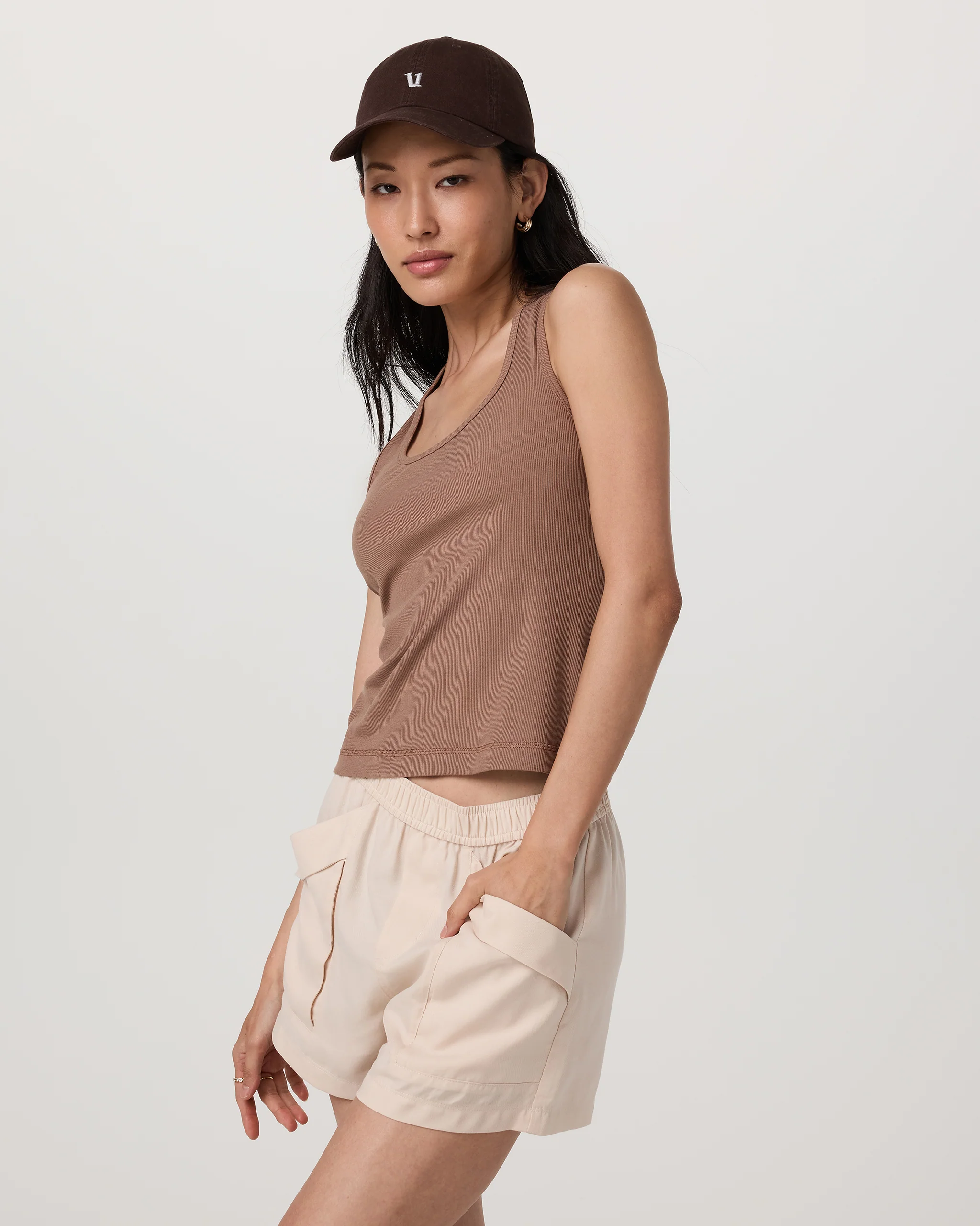 Pose Layering Tank - Vuori Warehouse Sale​