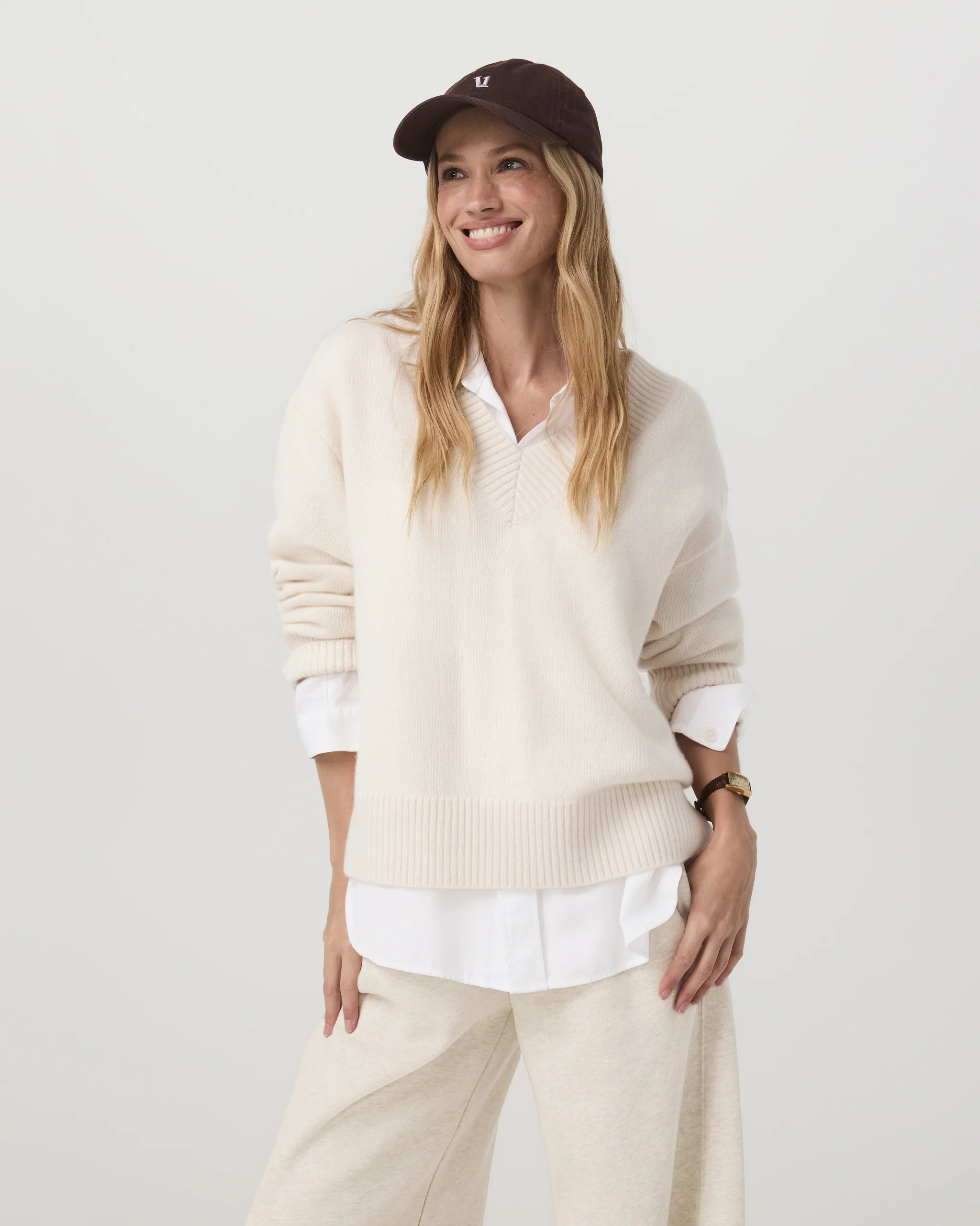 Émilie Cashmere Oversized V-Neck - Vuori Warehouse Sale​