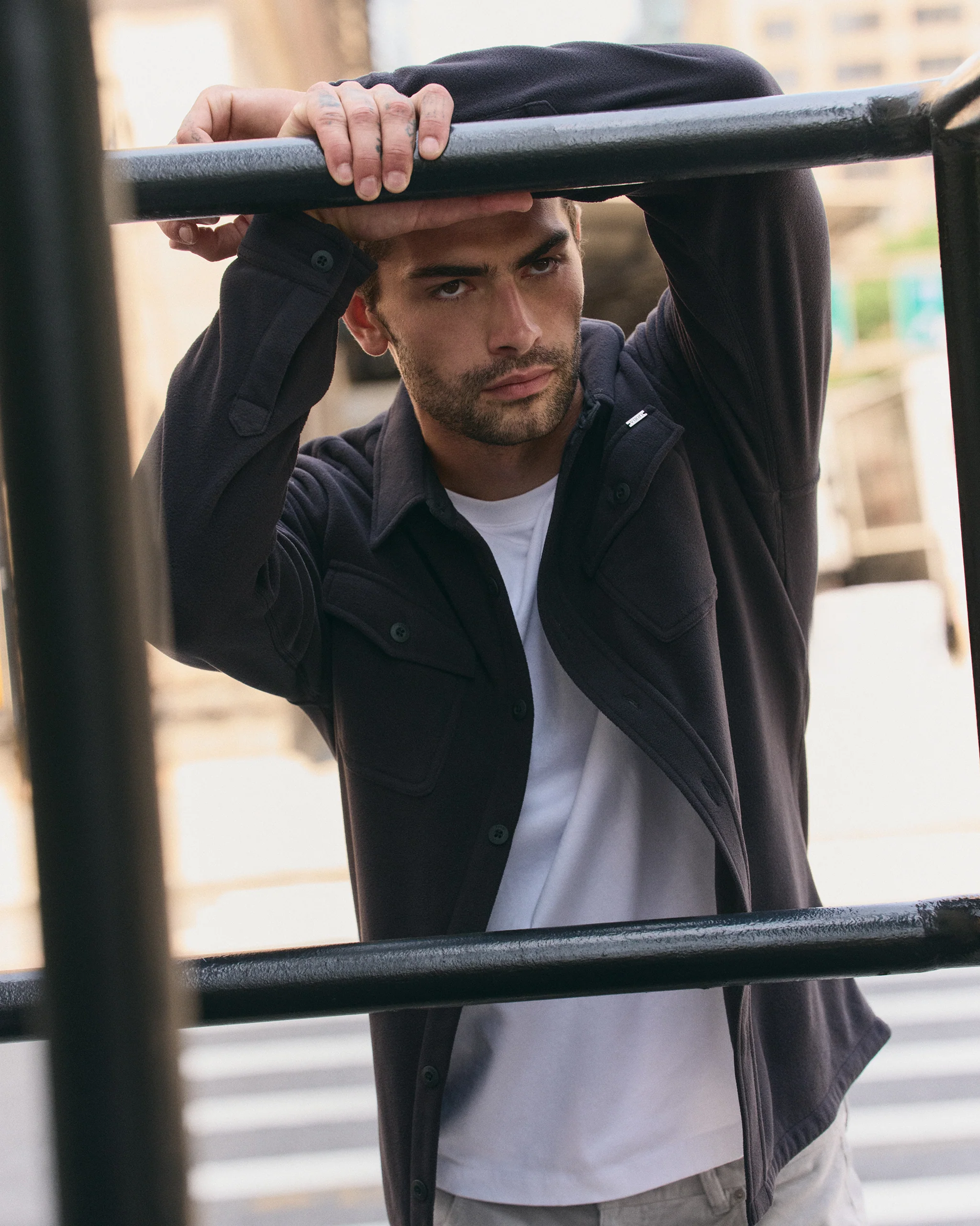 Aspen Shirt Jacket - Vuori Warehouse Sale​