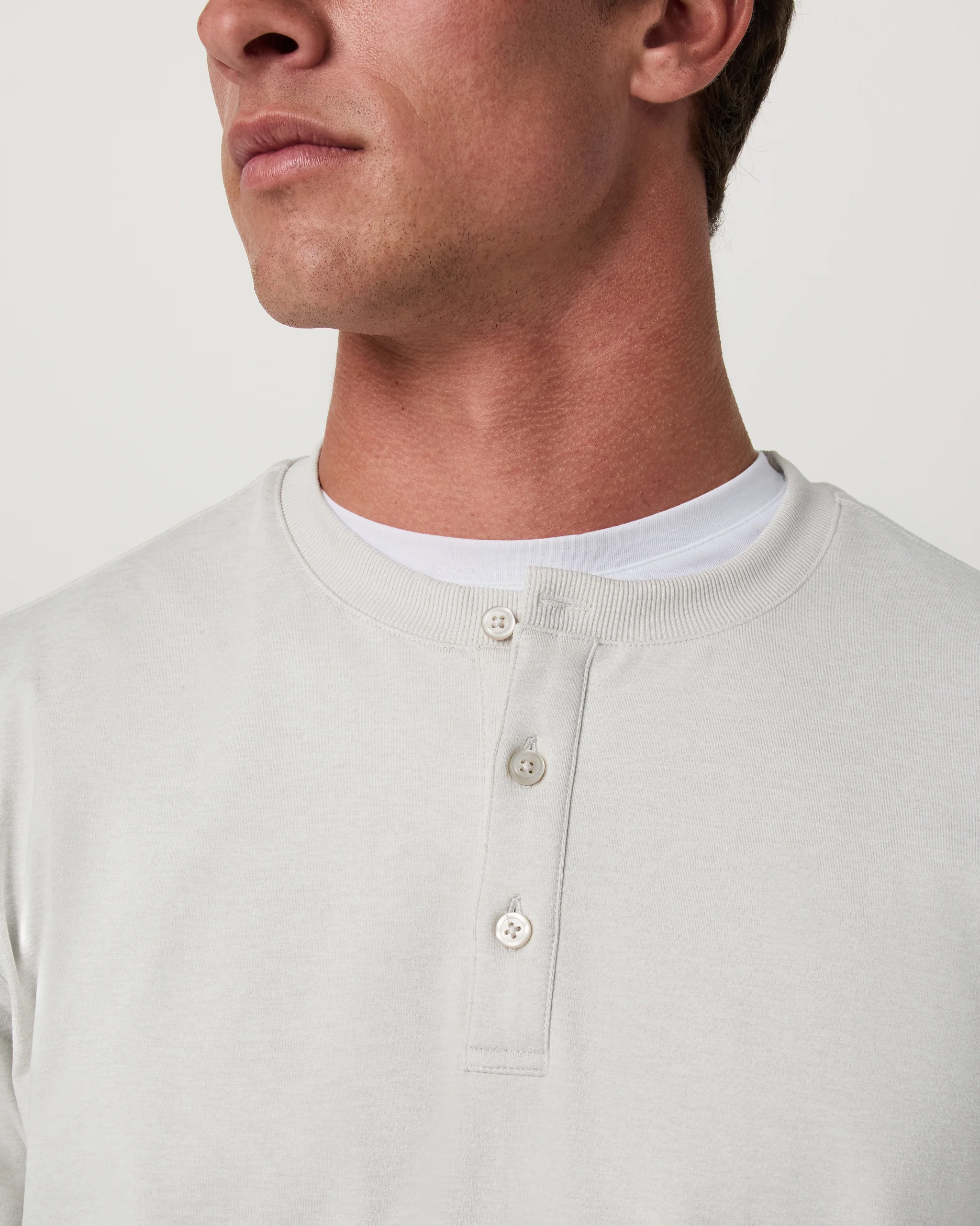 Long Sleeve Coronado Henley - Relaxed Fit - Vuori Warehouse Sale​