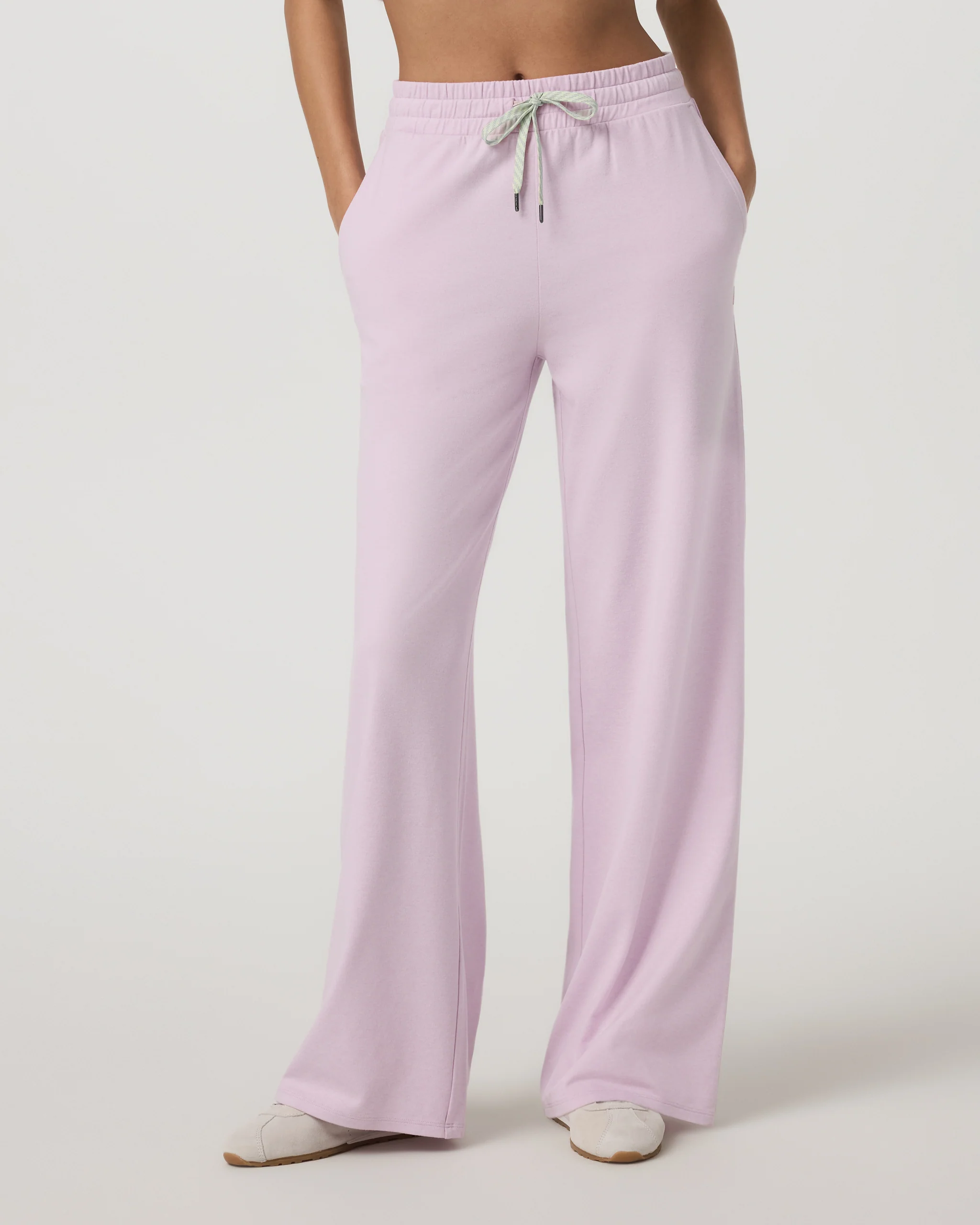 Halo Essential Wideleg Pant - Vuori Warehouse Sale​