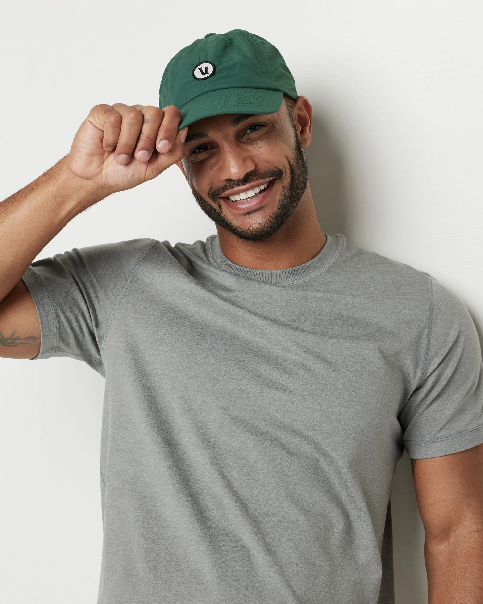 V1 Patch Hat - Vuori Warehouse Sale​