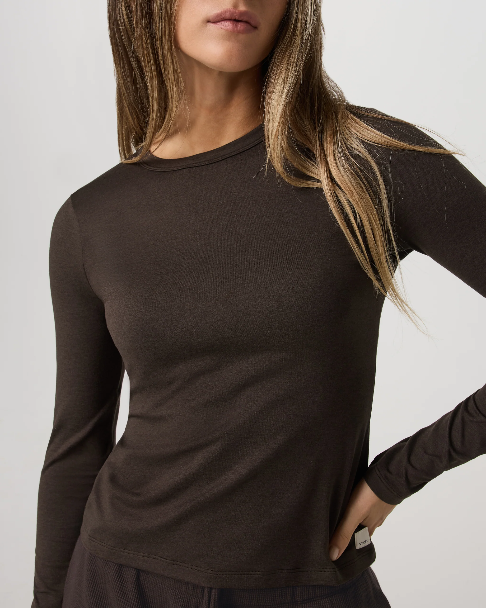 Long Sleeve Halo Essential Crew Tee - Vuori Warehouse Sale​