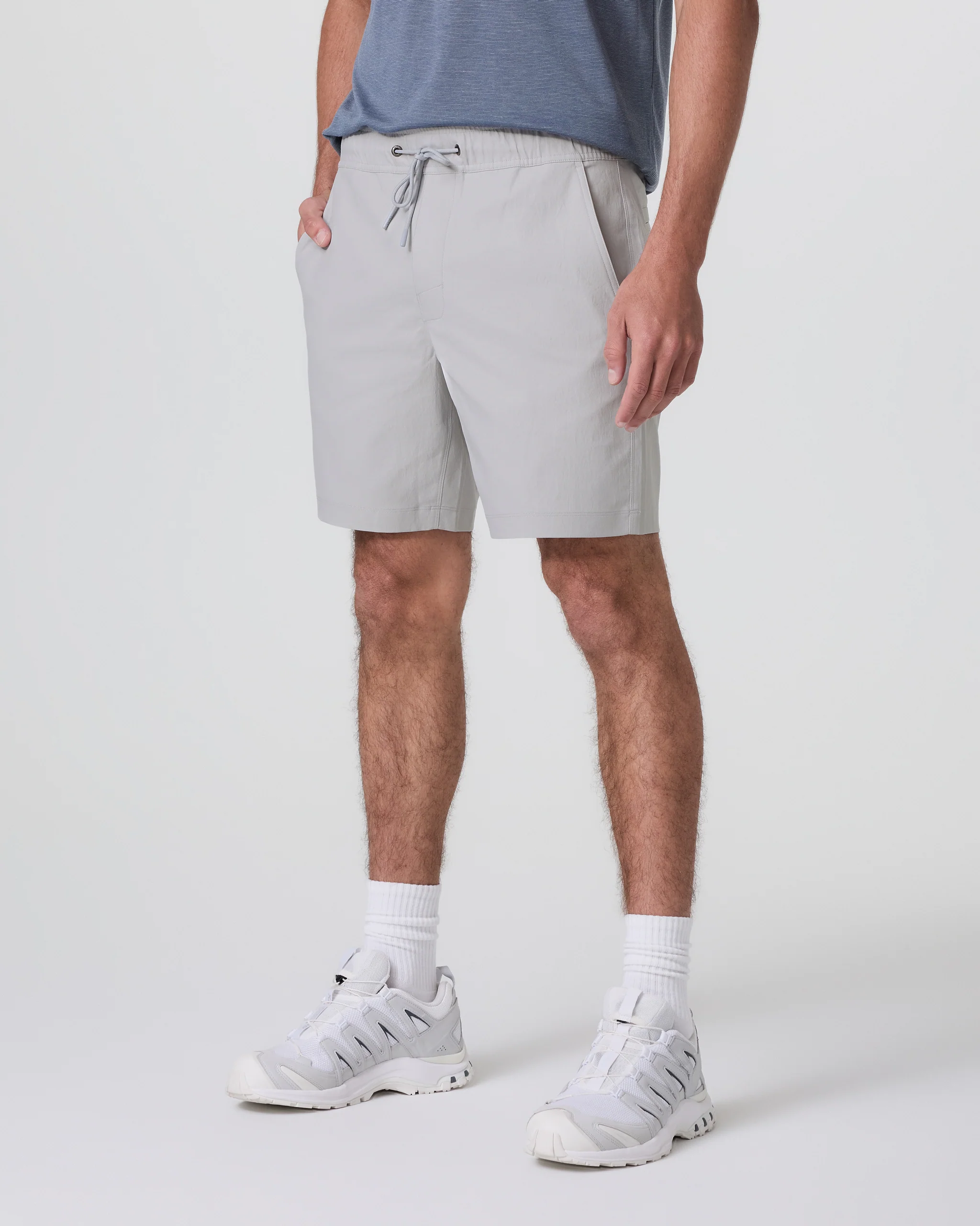 Cascade Crinkle Elastic Waist Short 8\