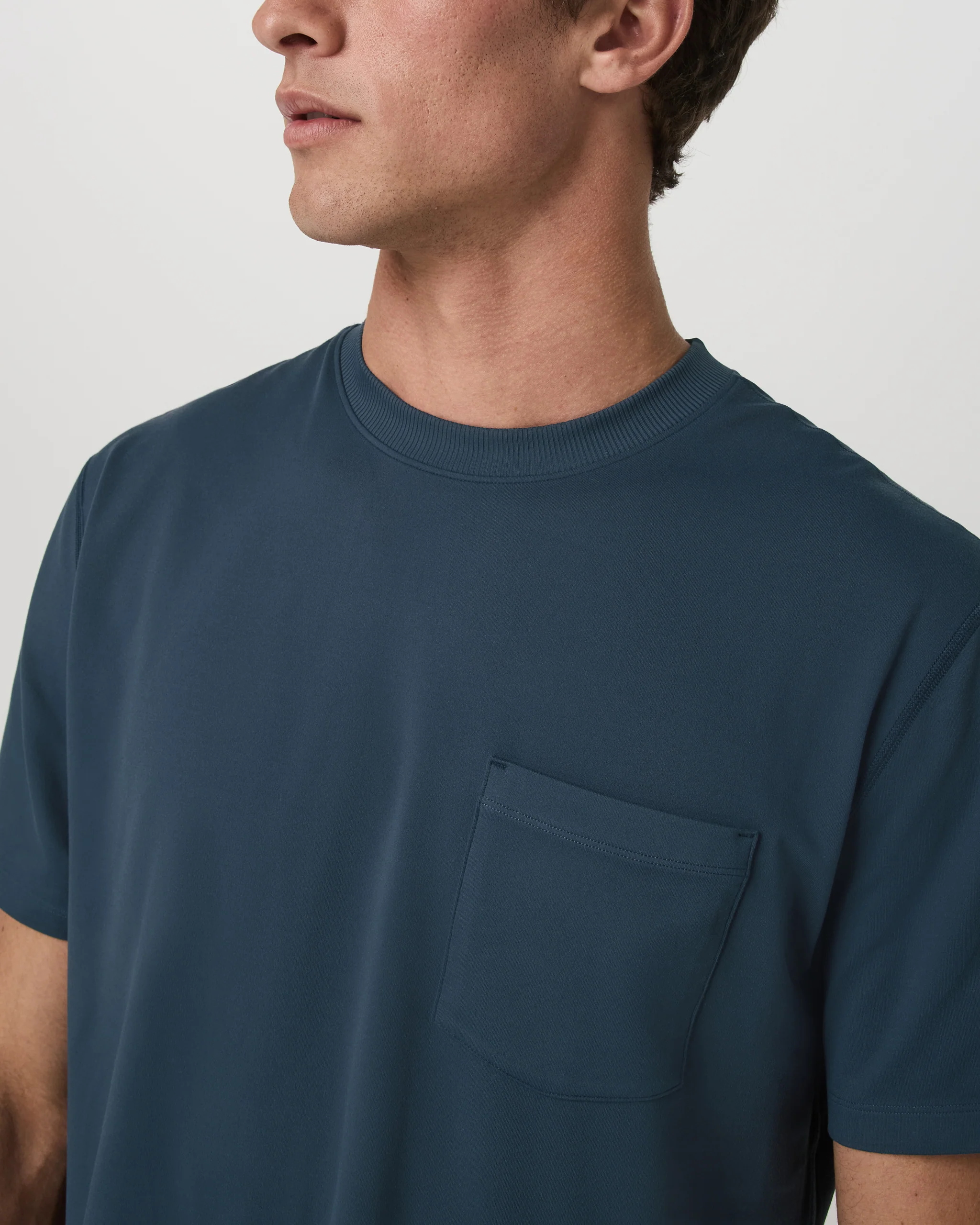 Short Sleeve Ponto Pocket Tee - Relaxed Fit - Vuori Warehouse Sale​