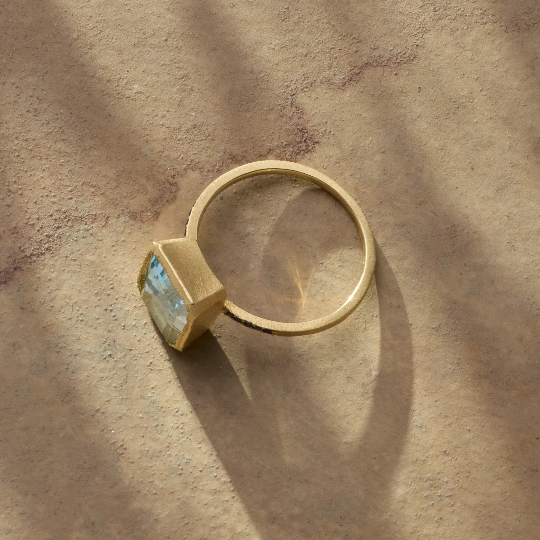 Leandra Ring