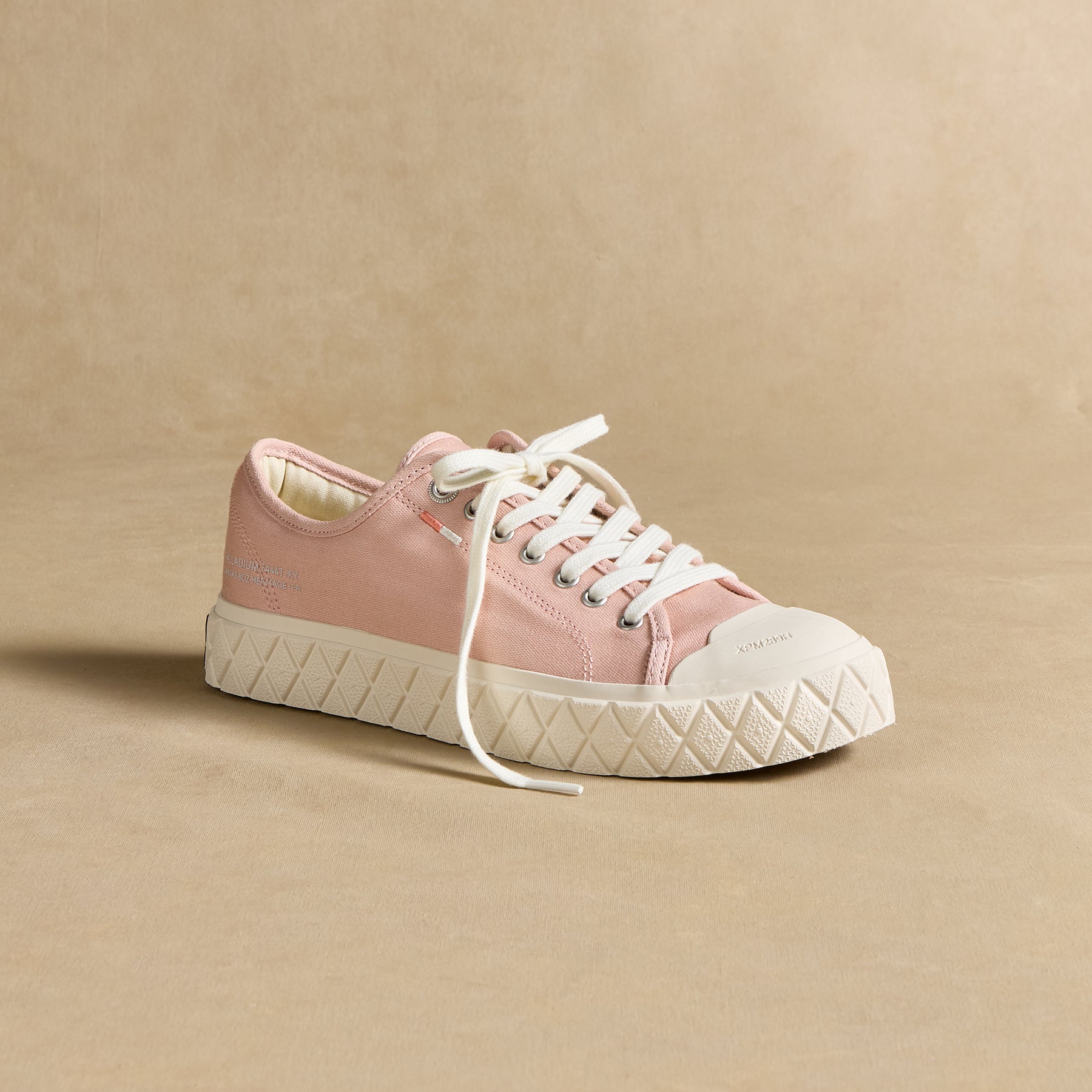 Palla Ace Low Top Sneakers