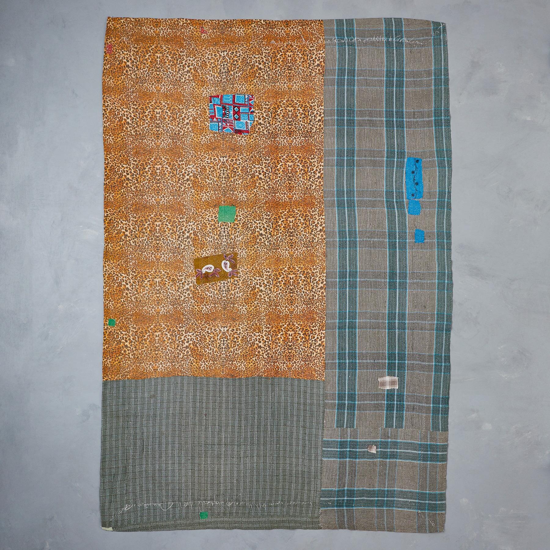 Punalur Sari Throw