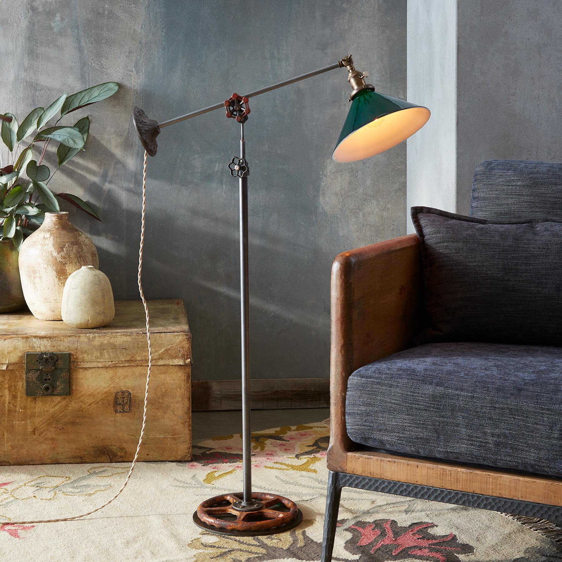 Simsbury Floor Lamp