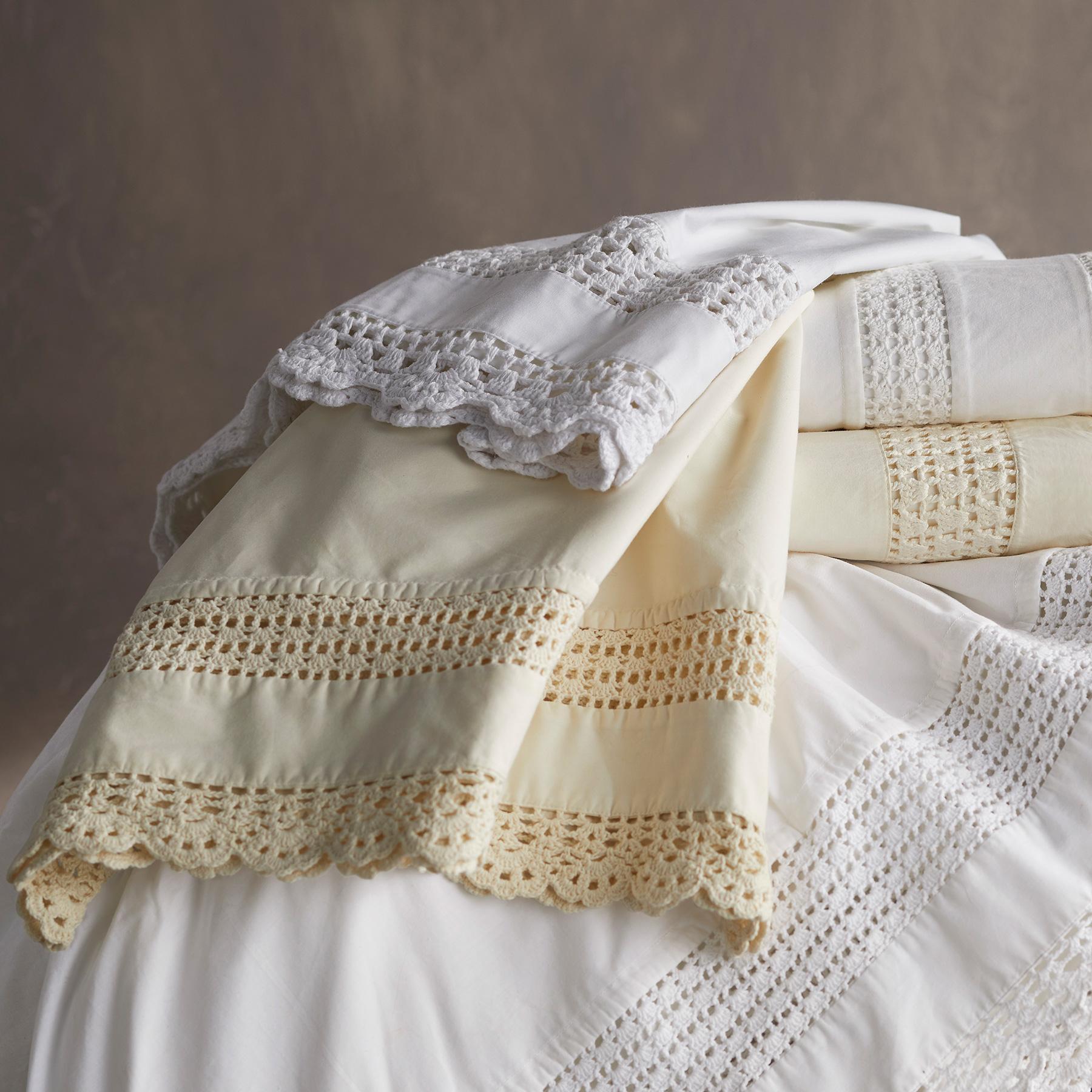 Trousseau Bedskirt
