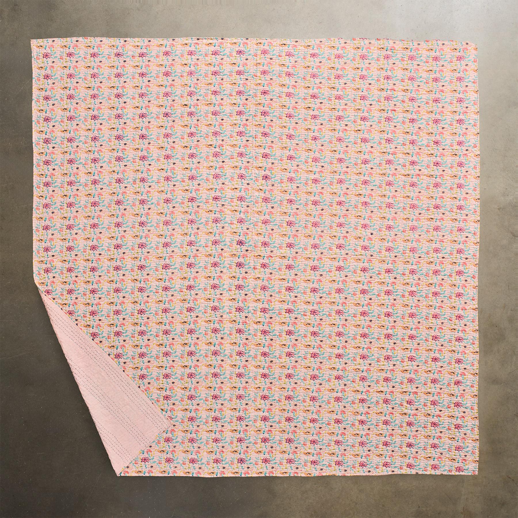 Garden Grace Lightweight Quilt