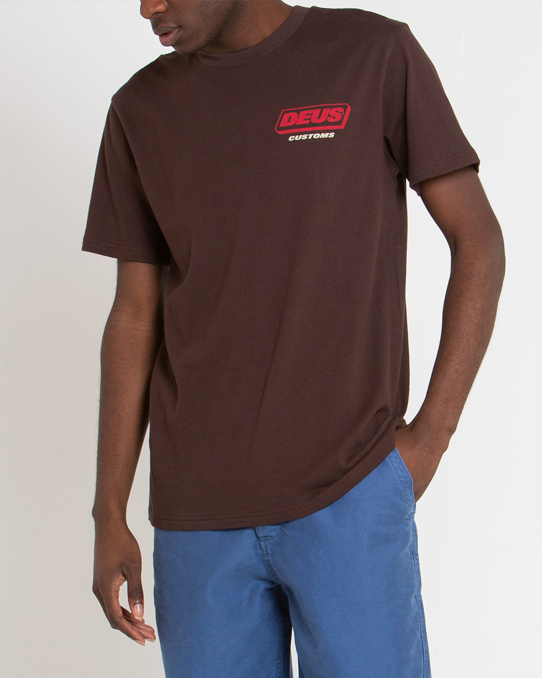 Unchained Tee - Choc Brown